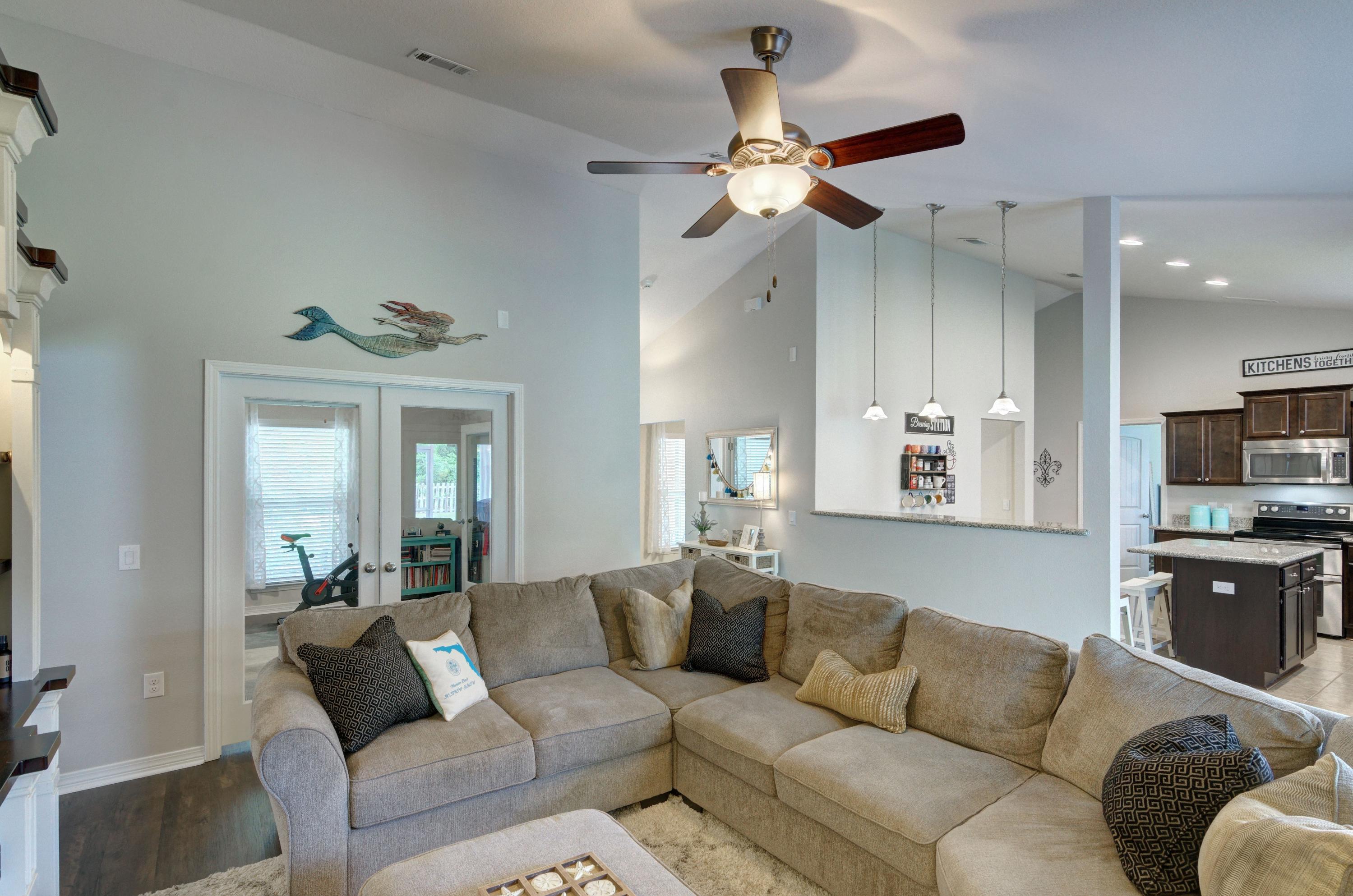 NAVARRE S/D 2ND ADDN - Residential