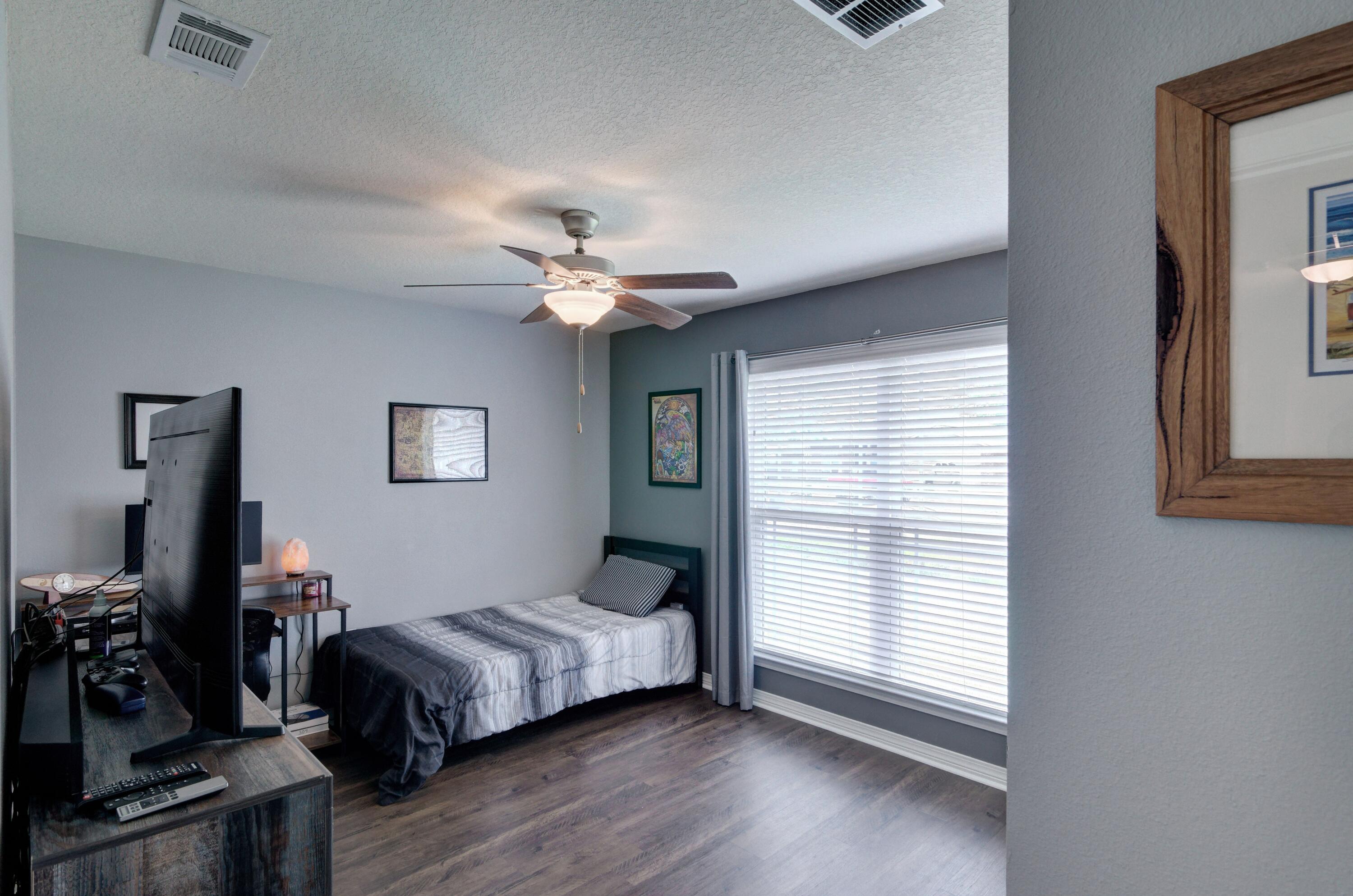 NAVARRE S/D 2ND ADDN - Residential