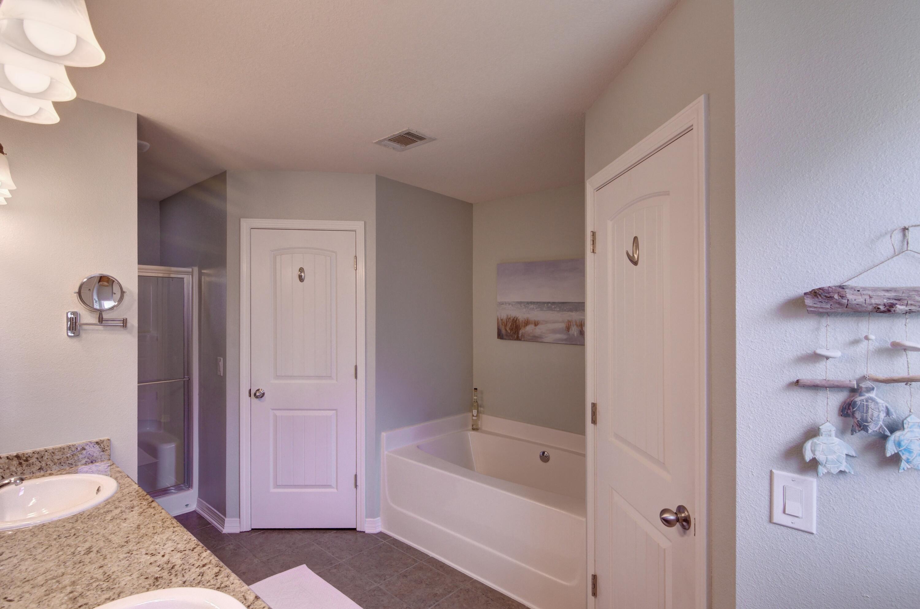 NAVARRE S/D 2ND ADDN - Residential