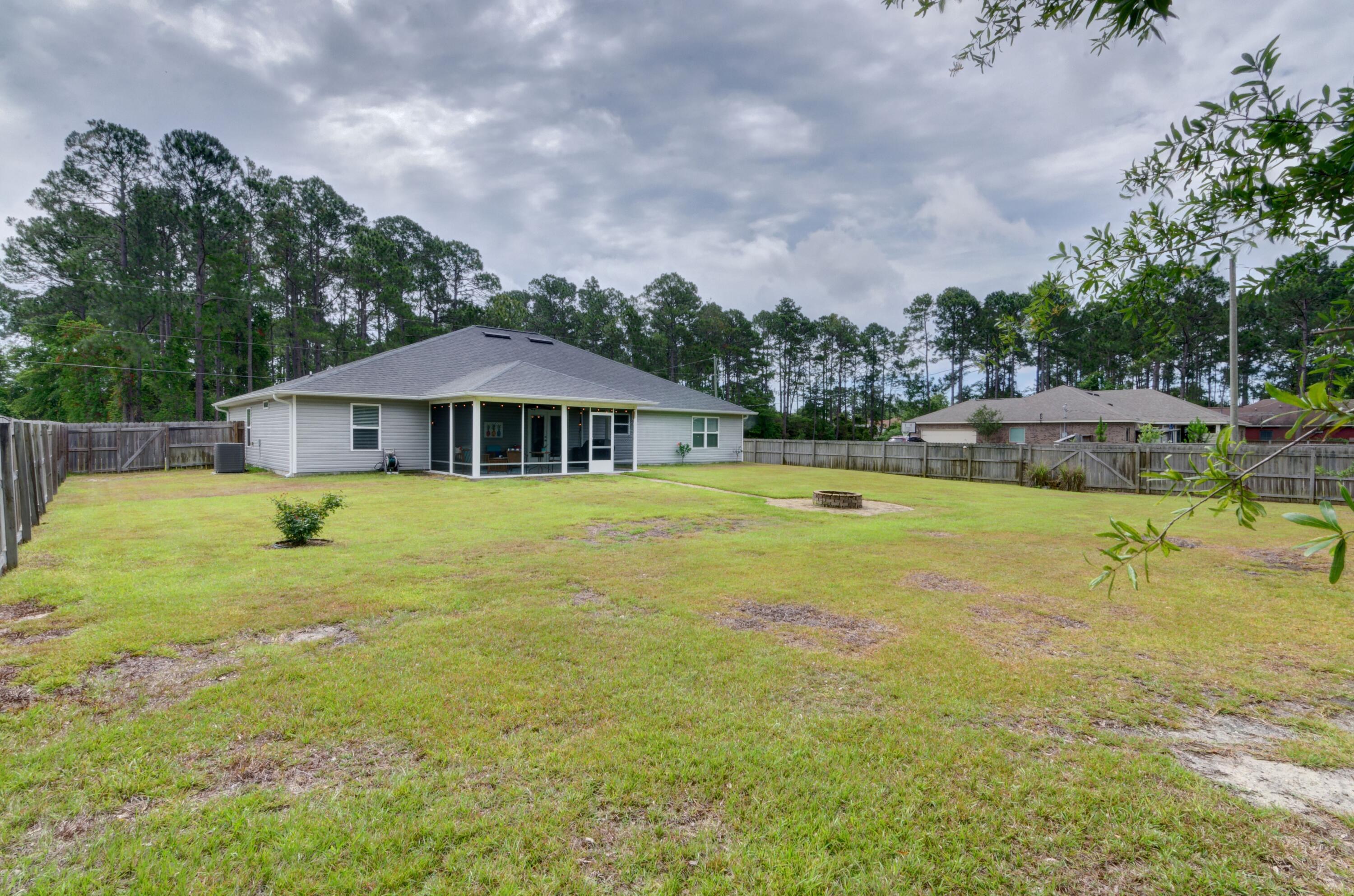 NAVARRE S/D 2ND ADDN - Residential