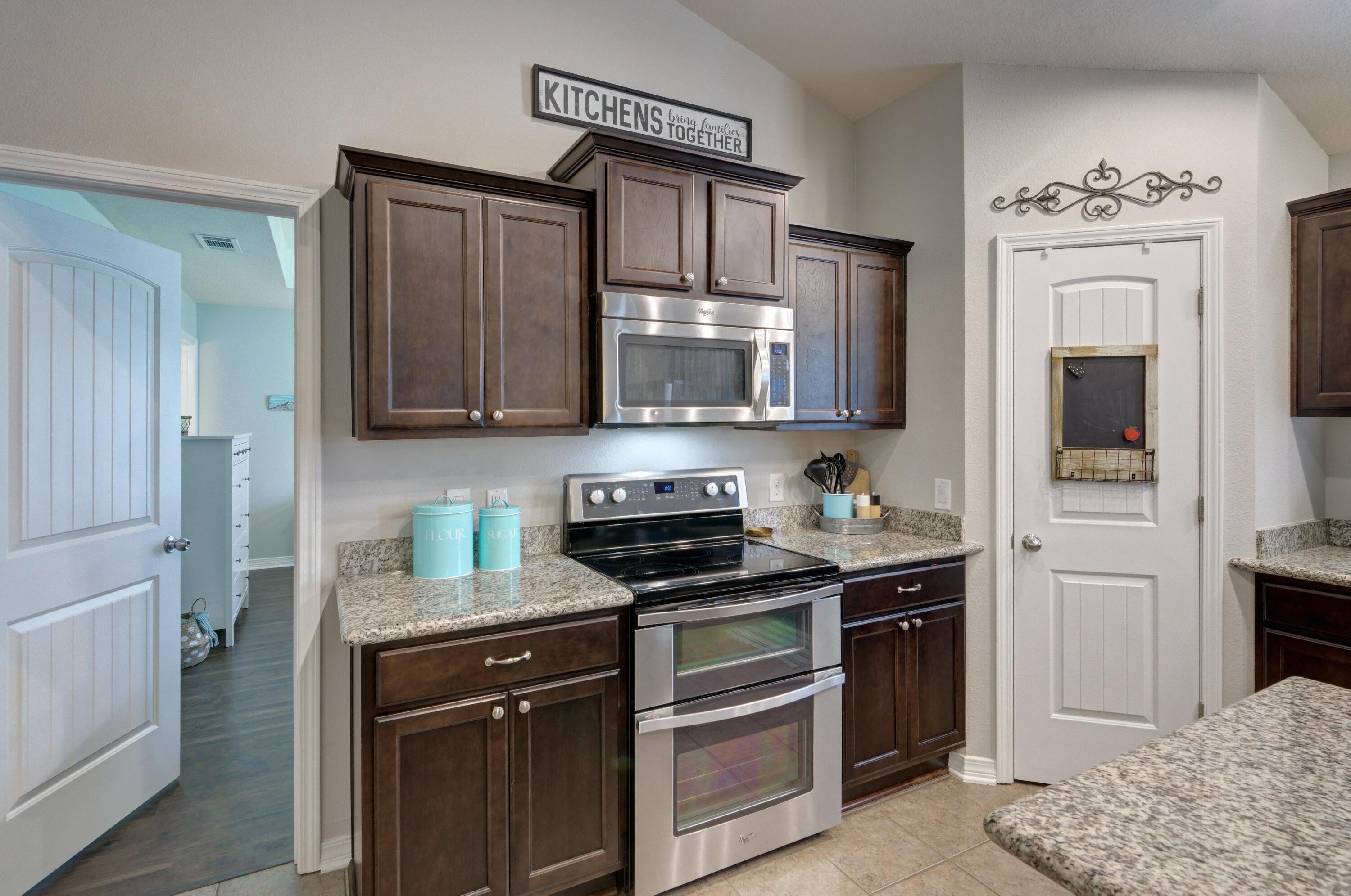 NAVARRE S/D 2ND ADDN - Residential