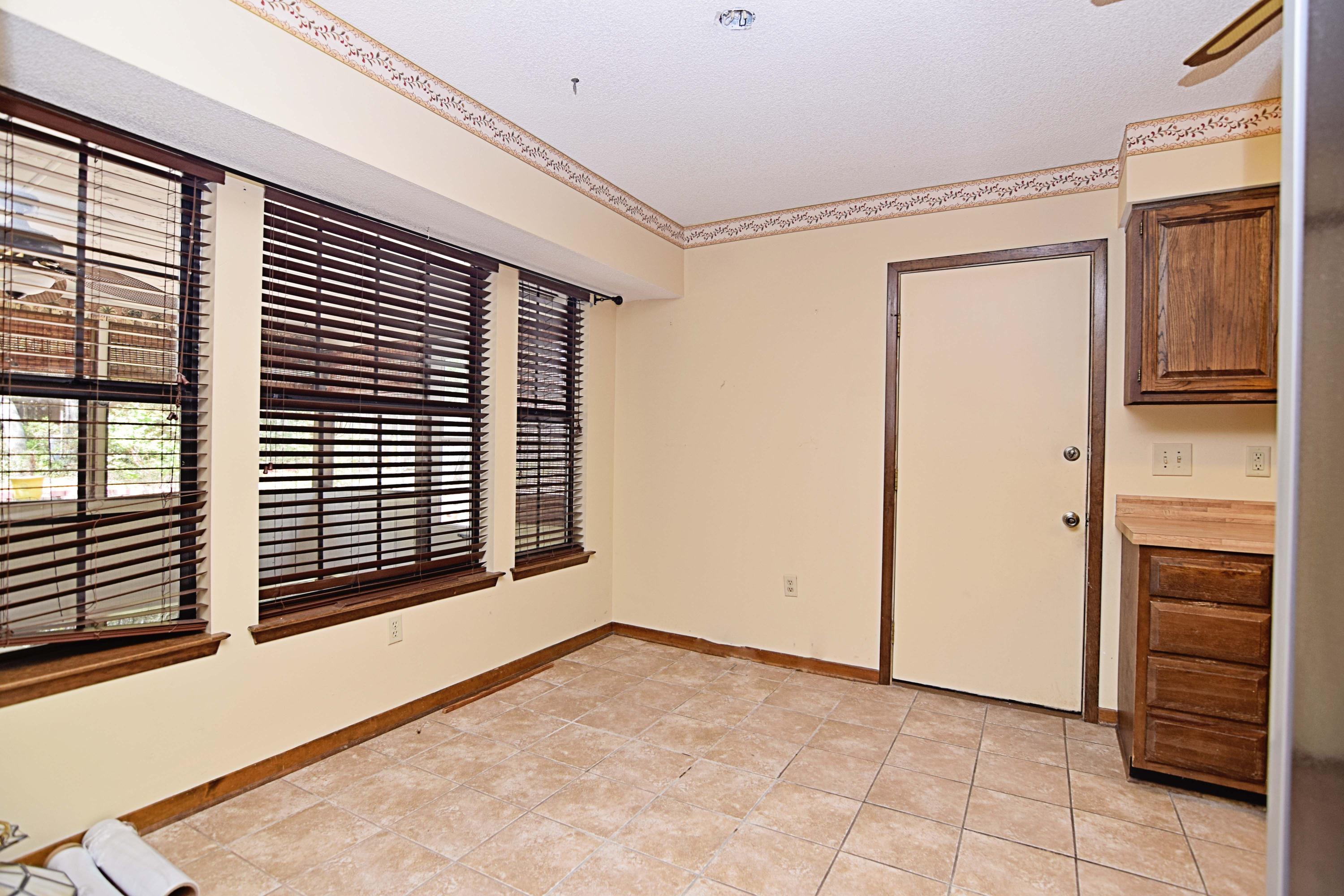 Valparaiso P/C #5 Lot 4 & N30 Ft Lot 5 BLK 97 - Residential