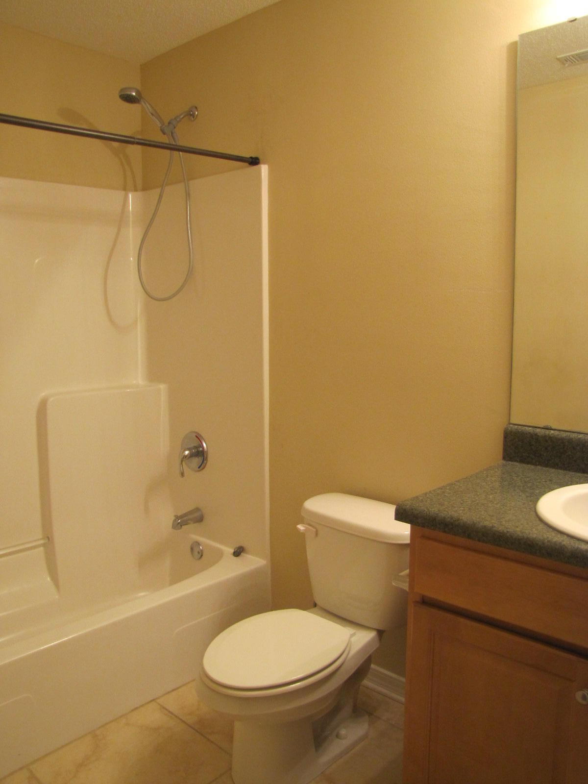 STILLWELL ESTATES - Residential Lease