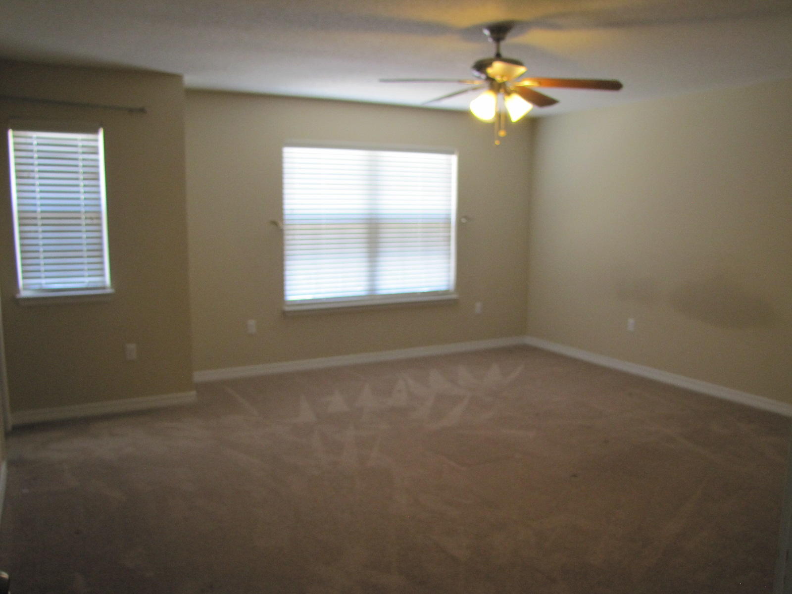 STILLWELL ESTATES - Residential Lease