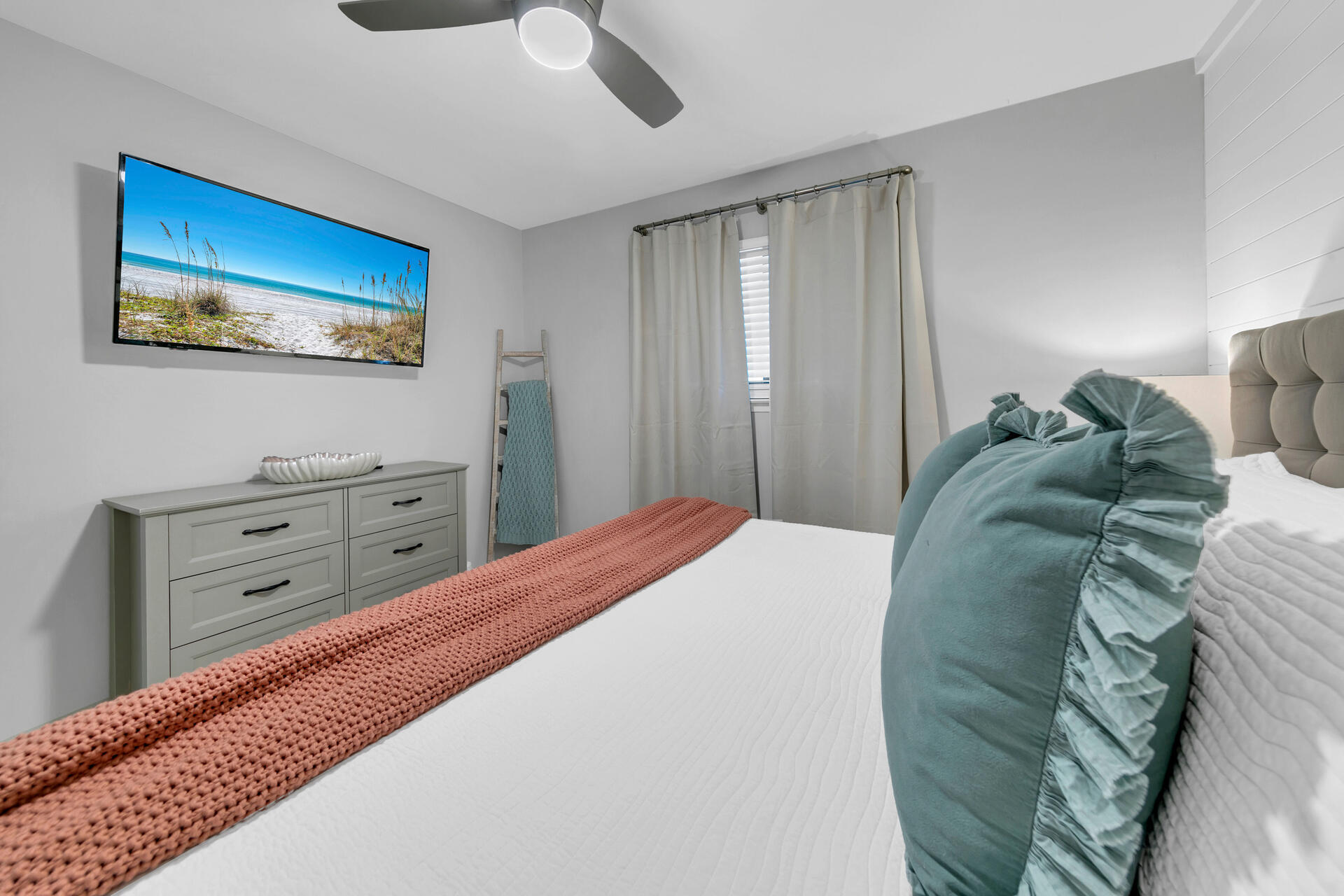 BEACHSIDE CONDO AT SEAGROVE - Residential