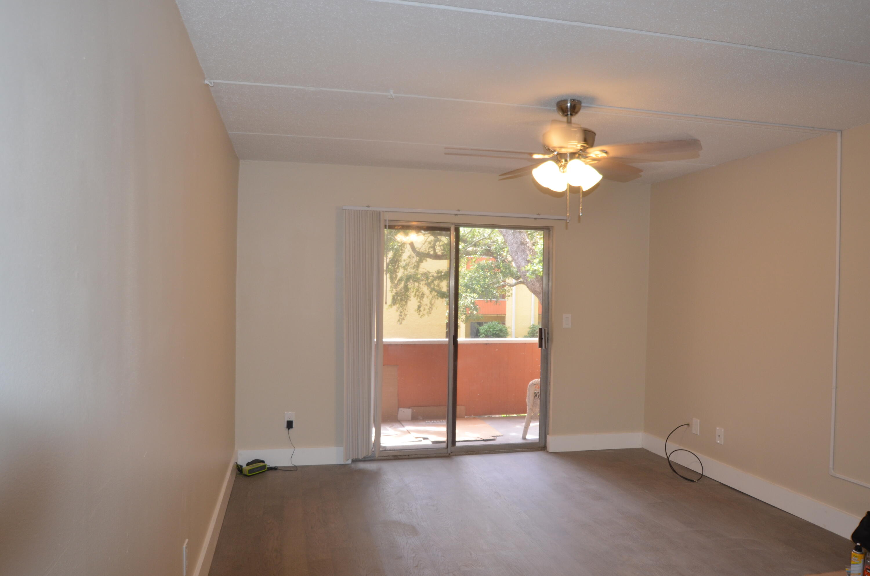 CEDARS CONDO - Residential Lease