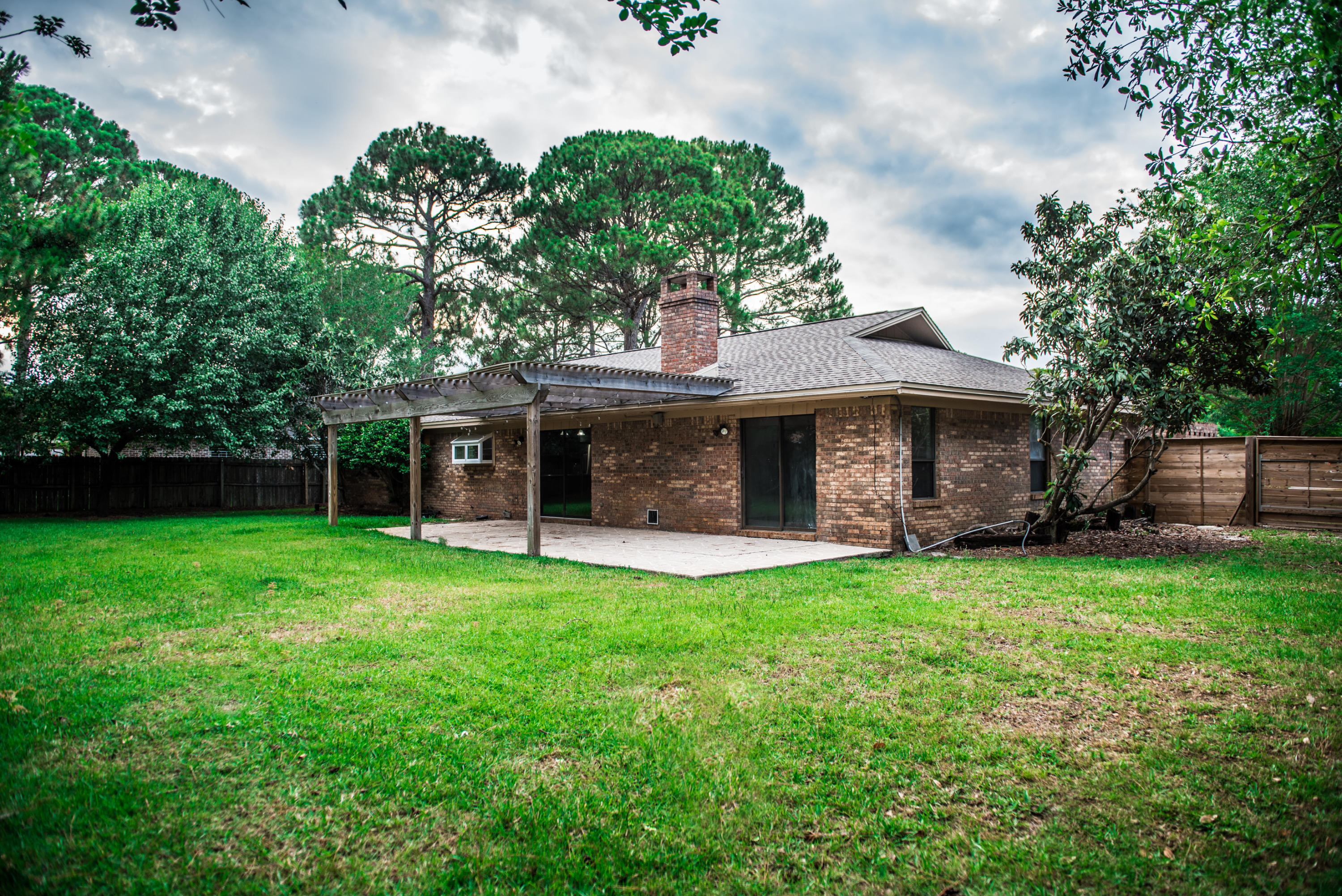 INDIAN BAYOU - Residential Lease