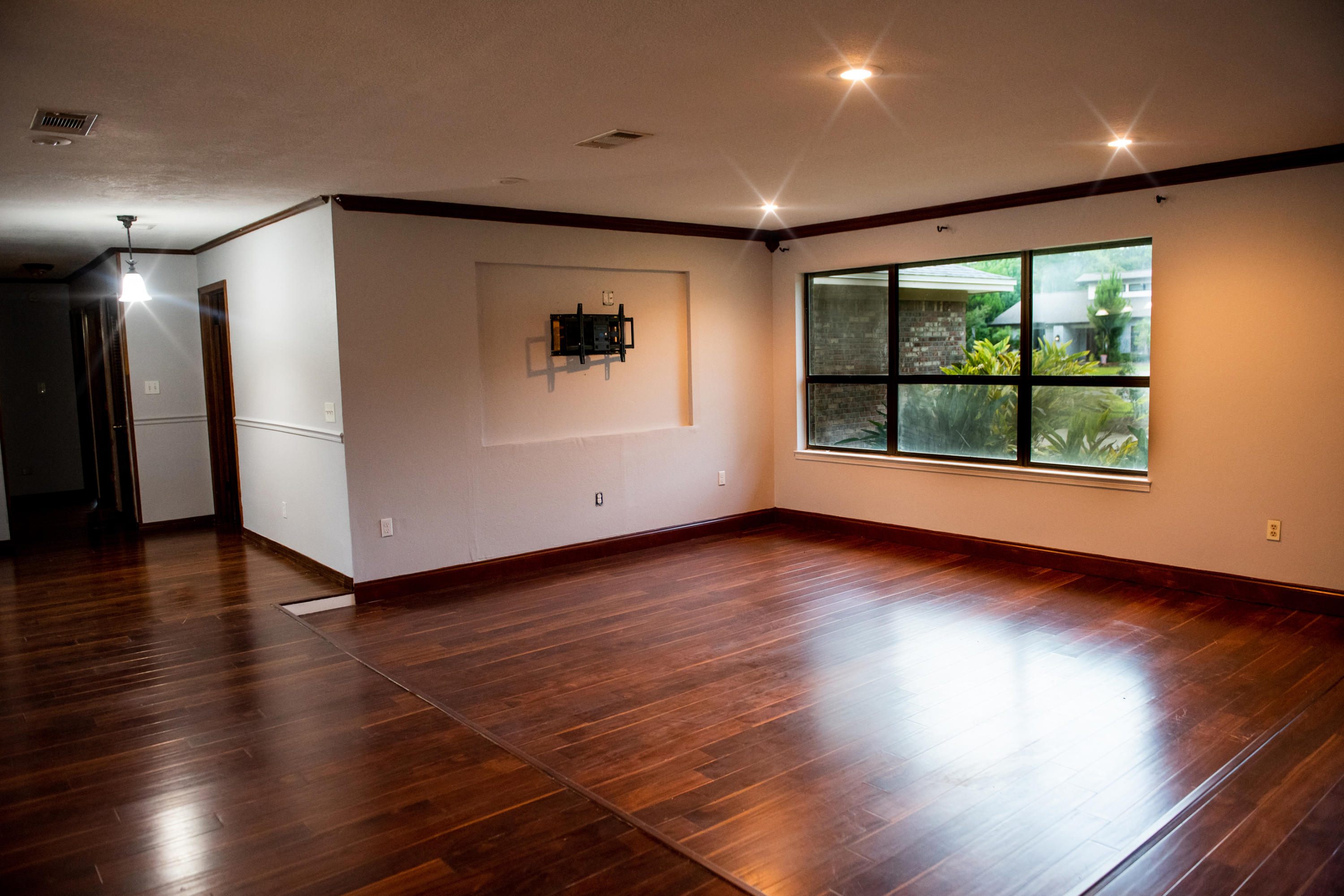 INDIAN BAYOU - Residential Lease