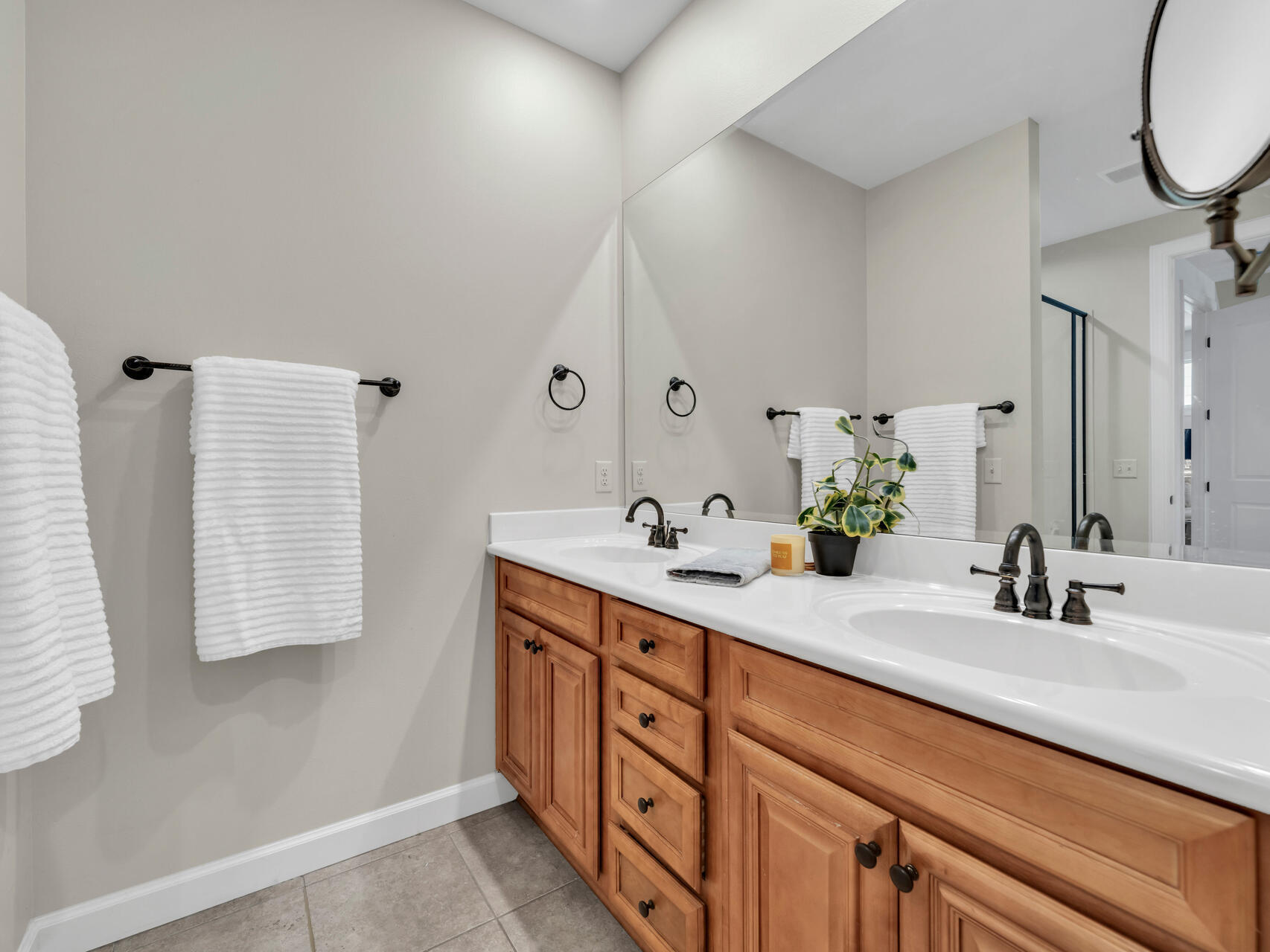 MARINA LANDING - Residential