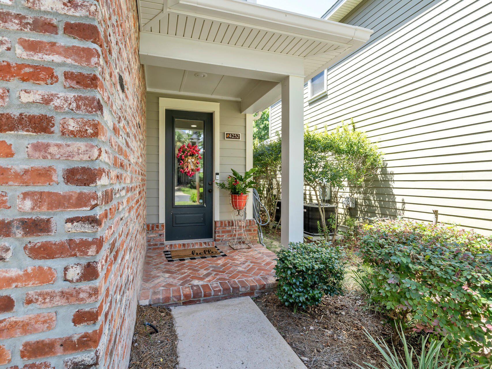 MARINA LANDING - Residential
