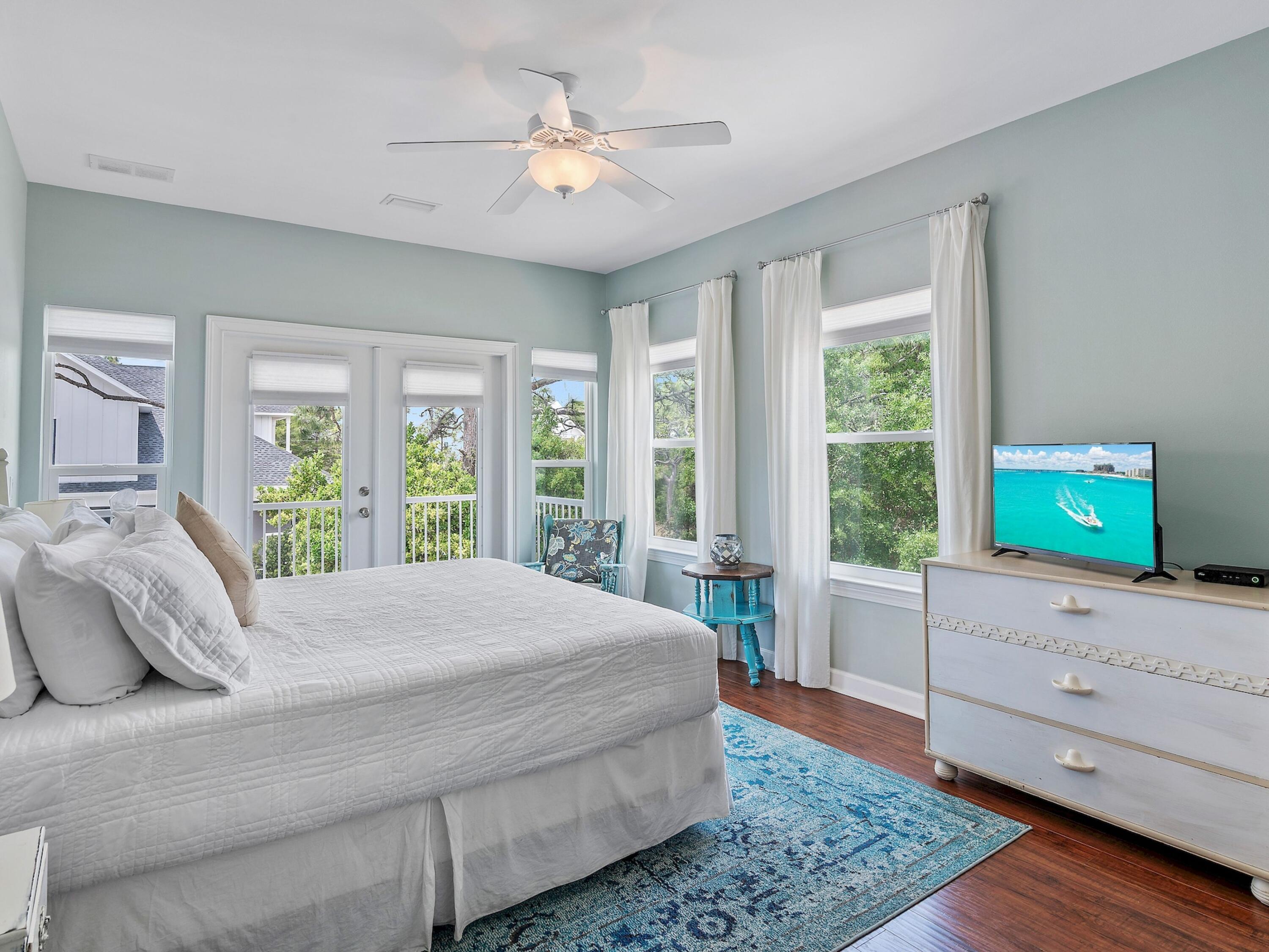 GULF SHORE MANOR - Residential