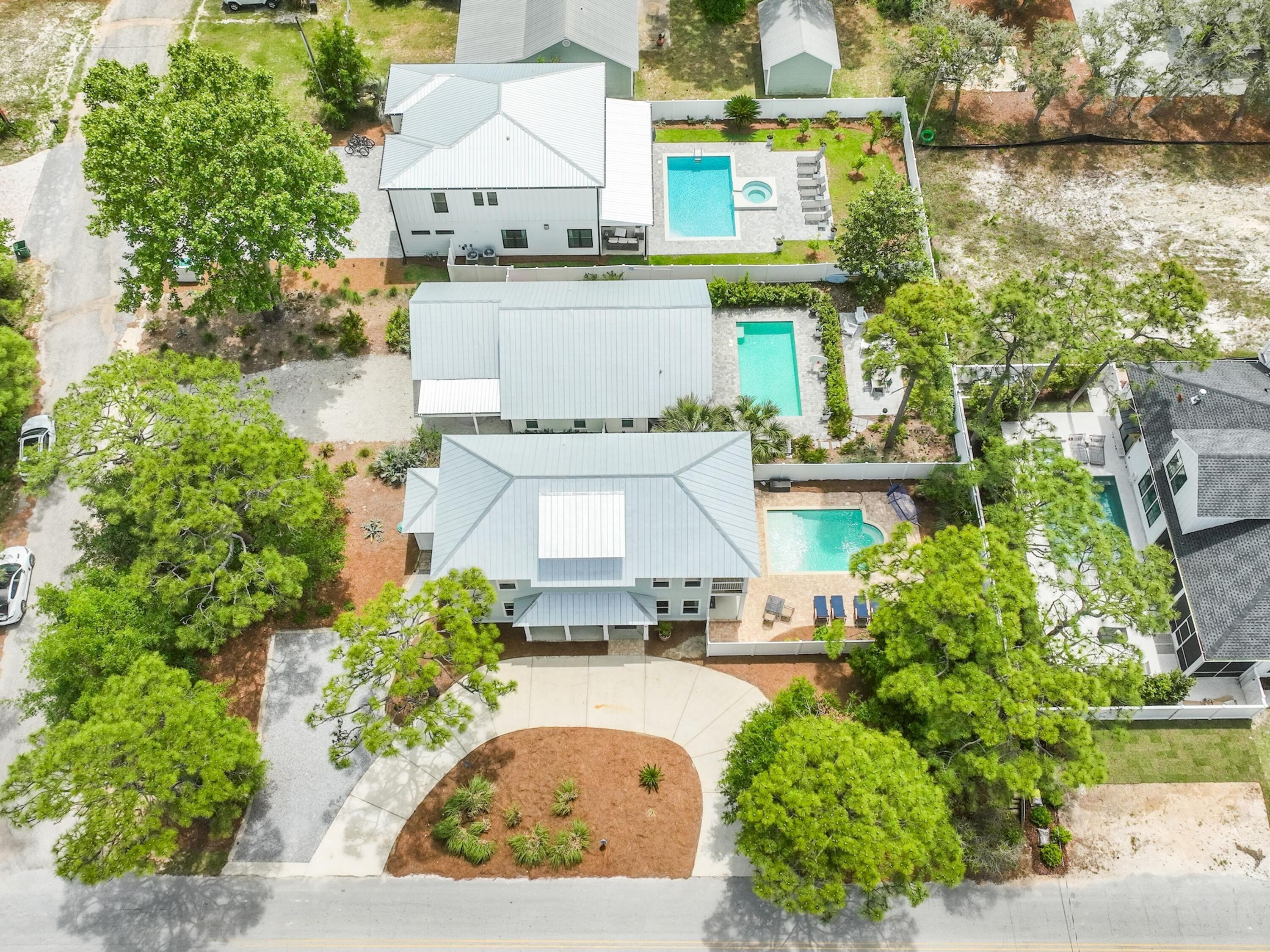 GULF SHORE MANOR - Residential