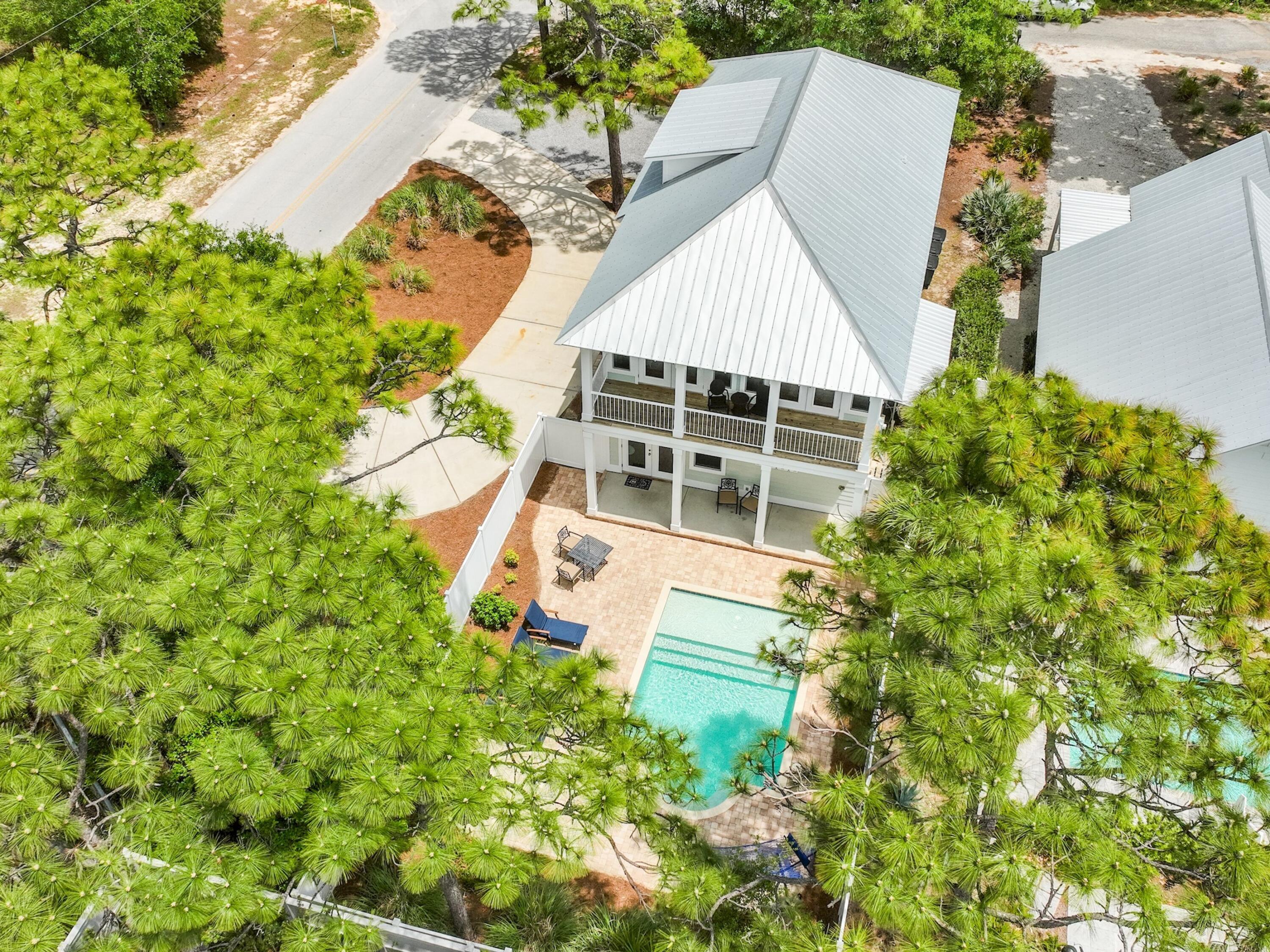 GULF SHORE MANOR - Residential
