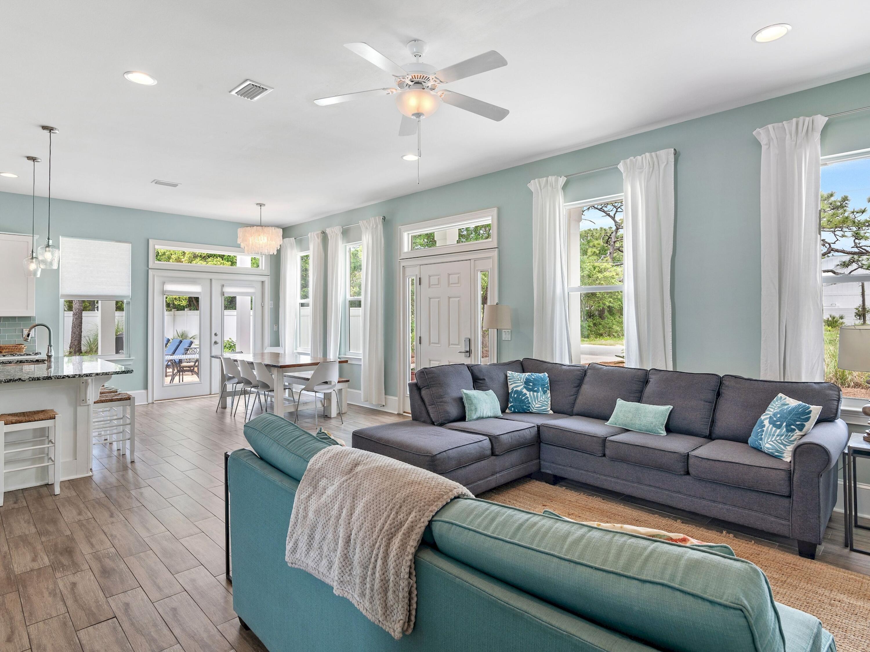 GULF SHORE MANOR - Residential