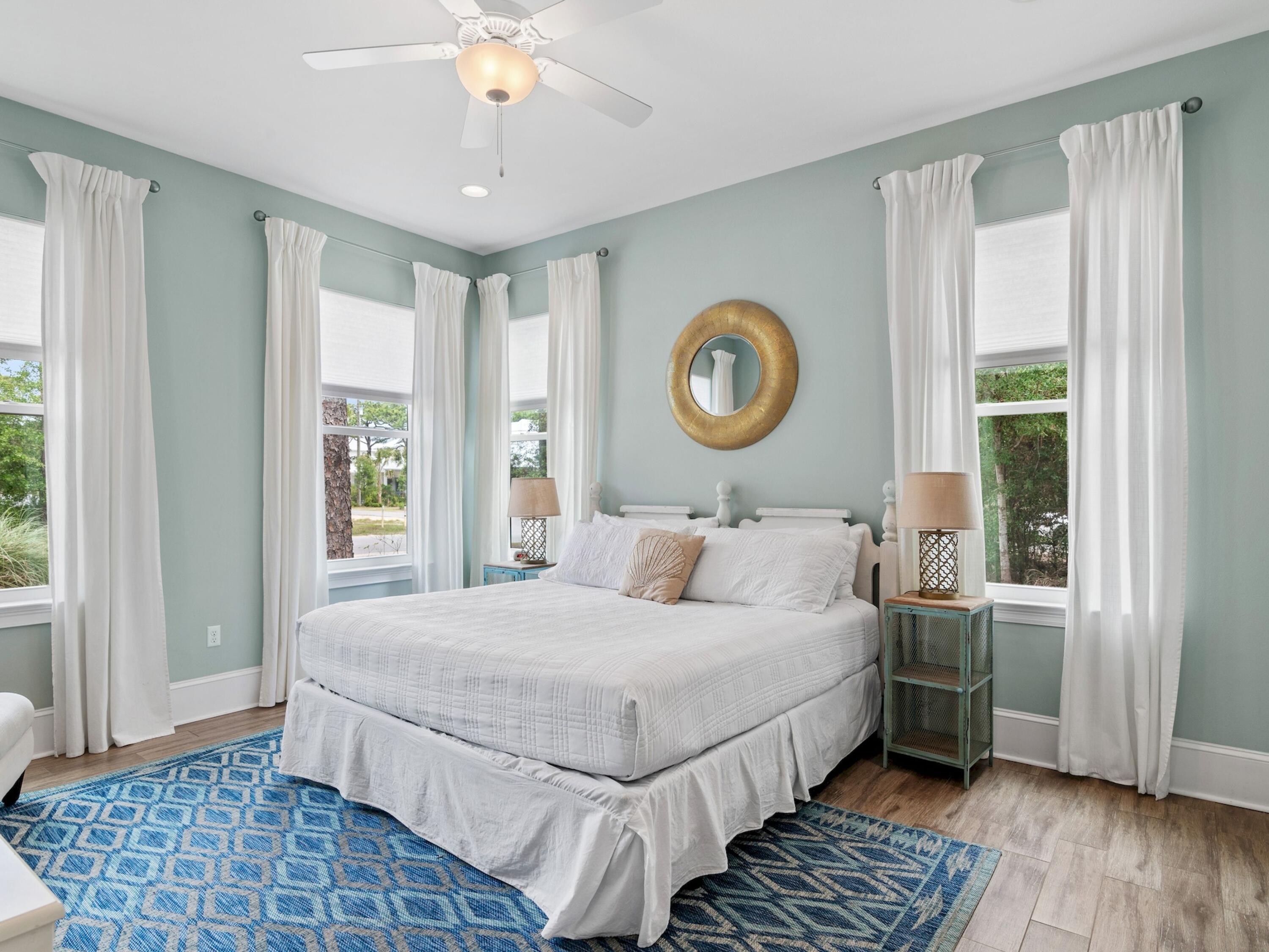 GULF SHORE MANOR - Residential