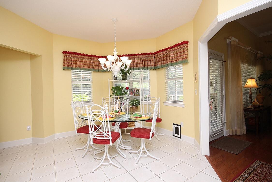 WINDSOR FOREST - Residential