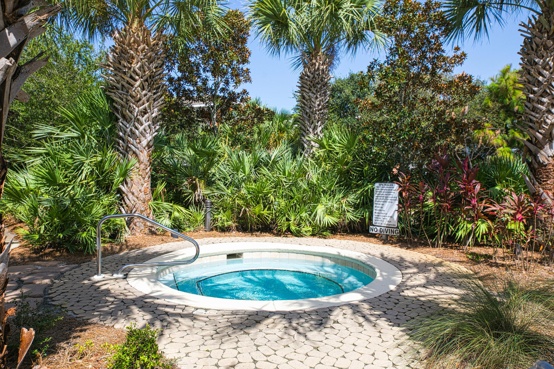 BEACH RESORT - Residential