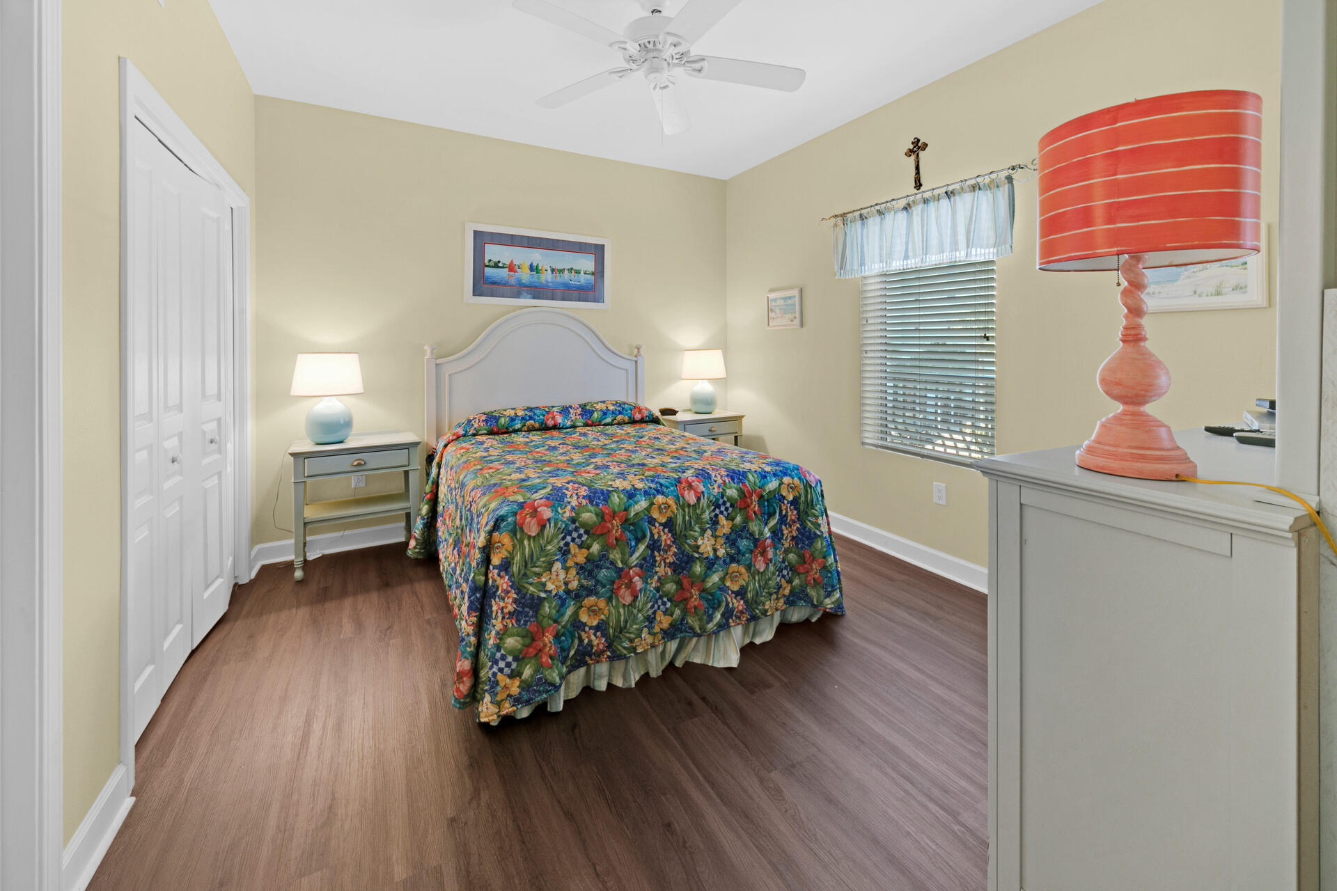 BEACH RESORT - Residential