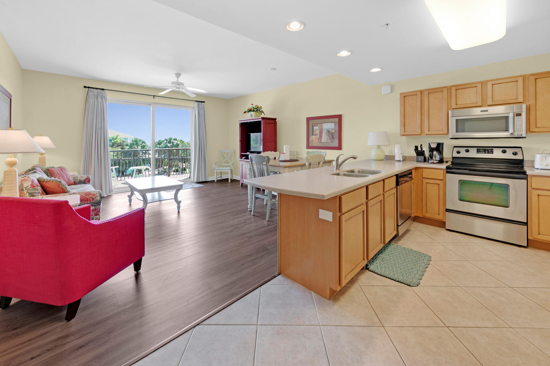BEACH RESORT - Residential