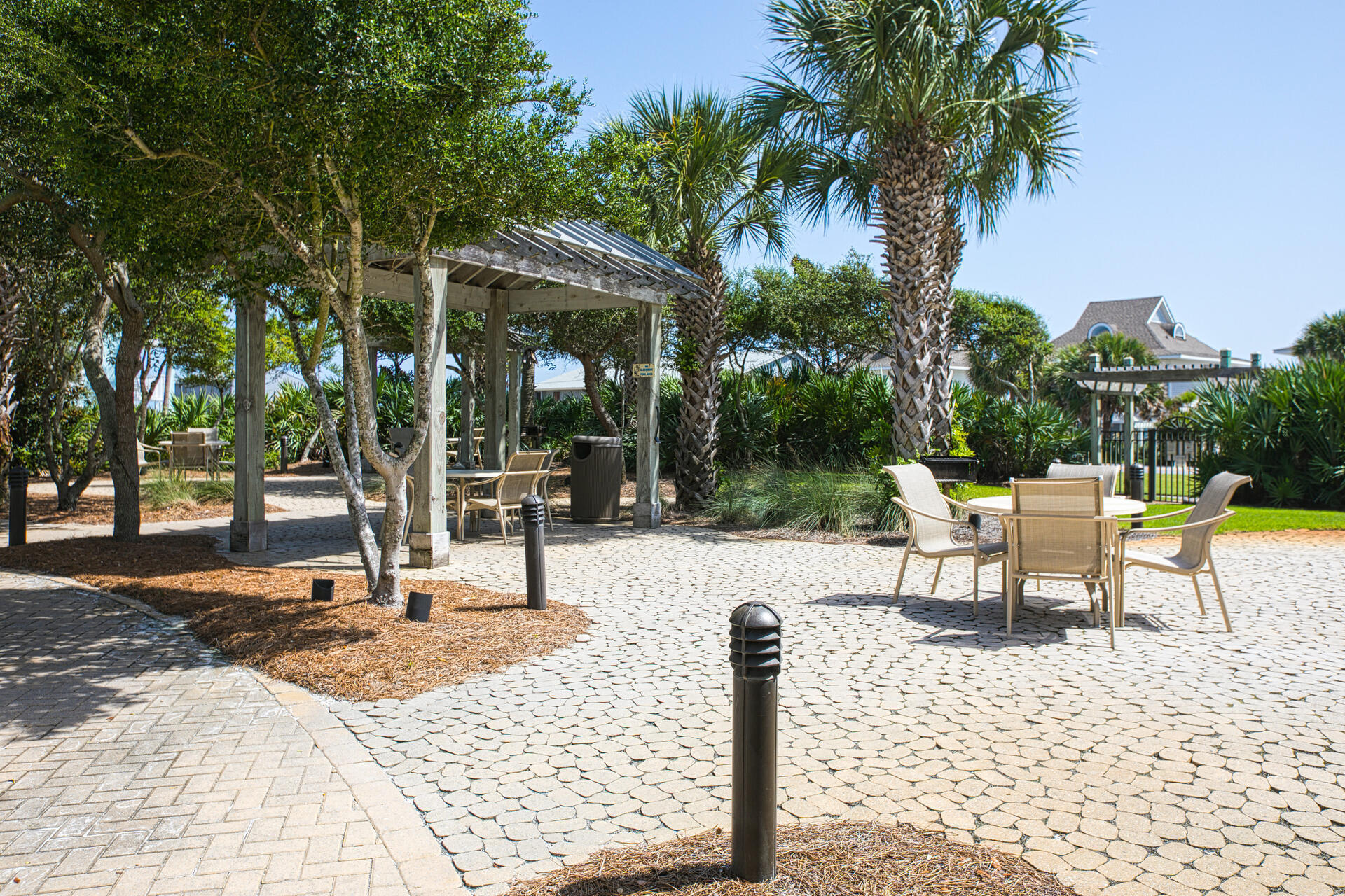 BEACH RESORT - Residential