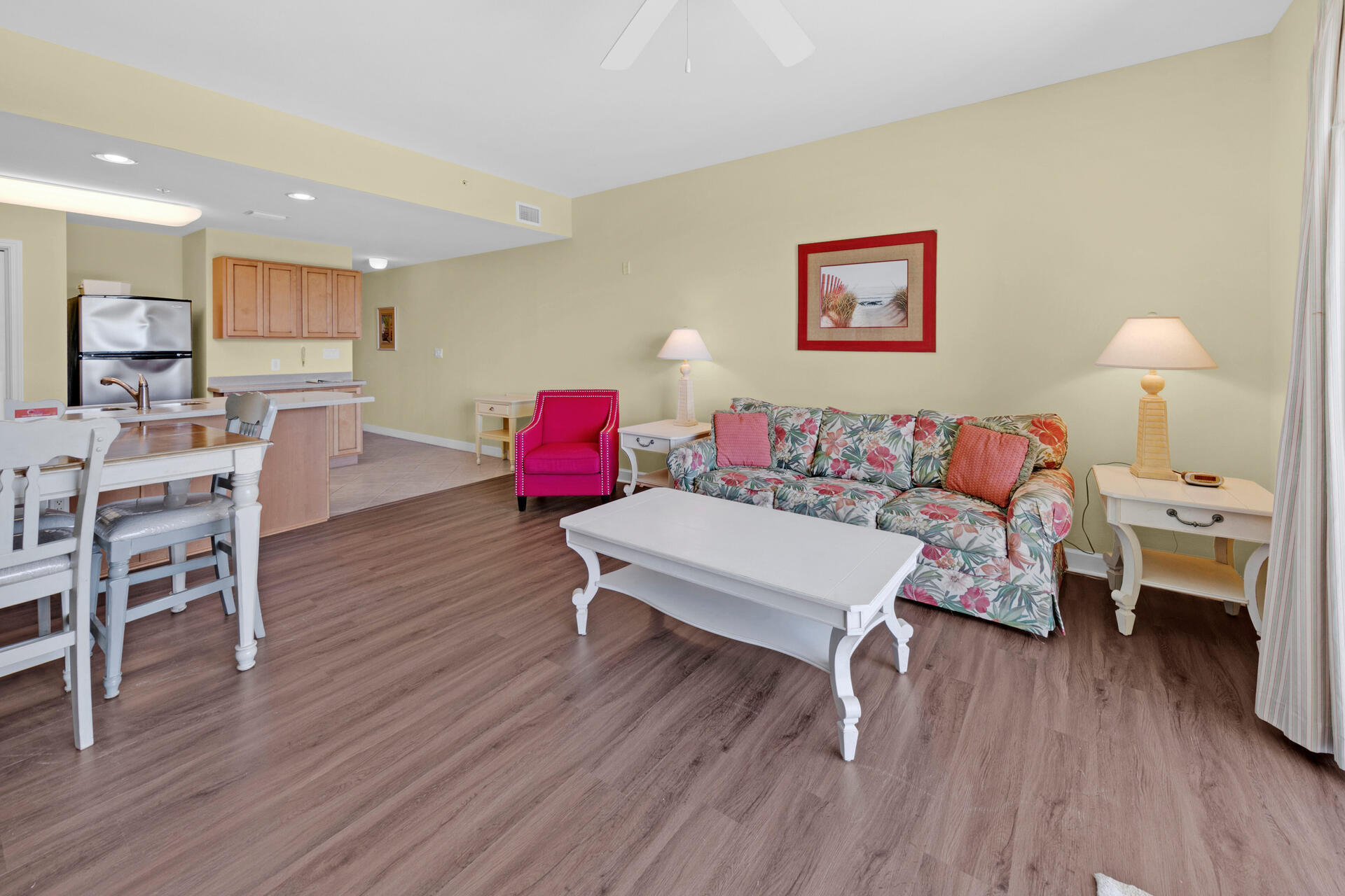 BEACH RESORT - Residential