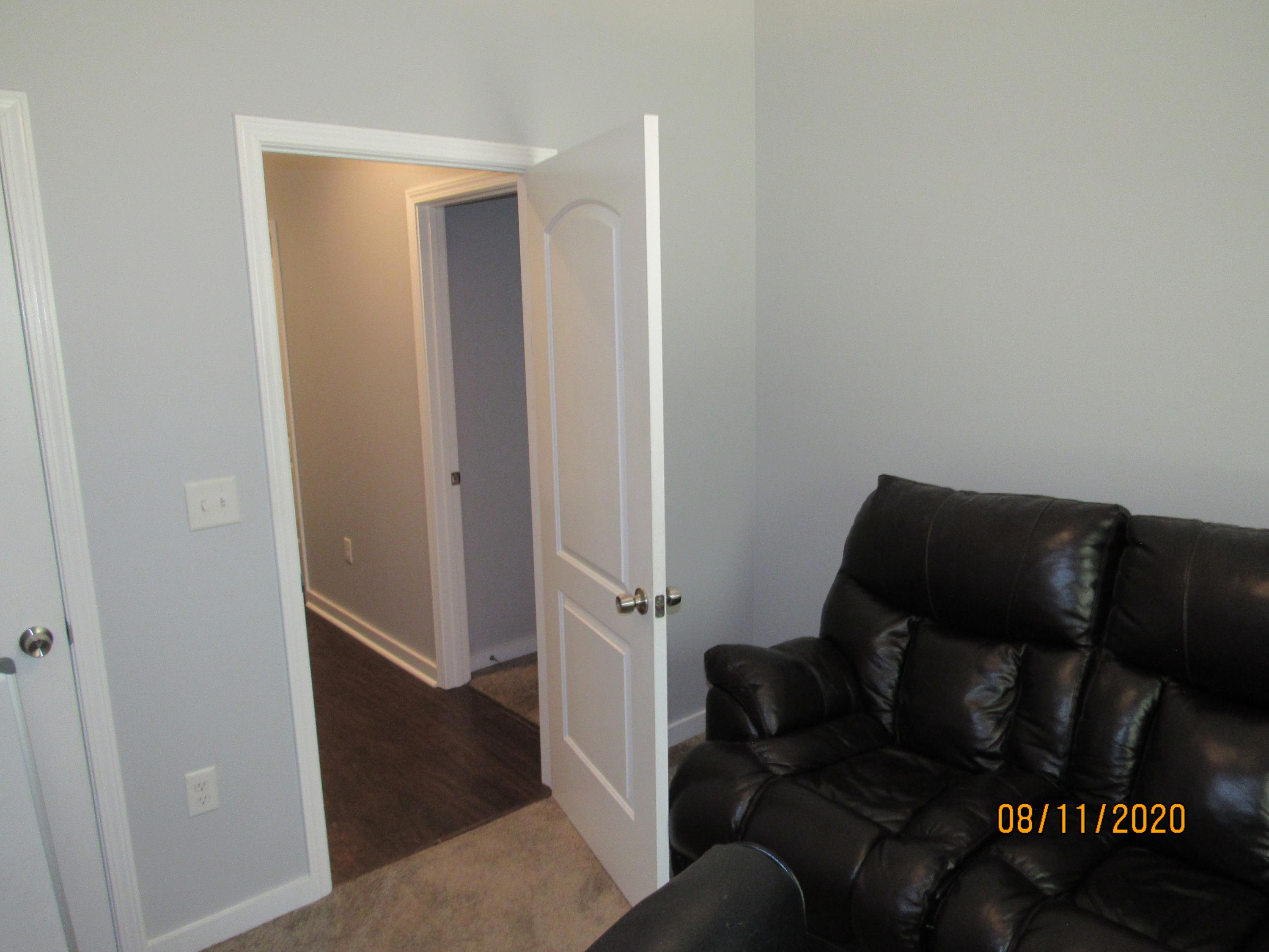 EASTWOOD 6TH ADDN - Residential Lease