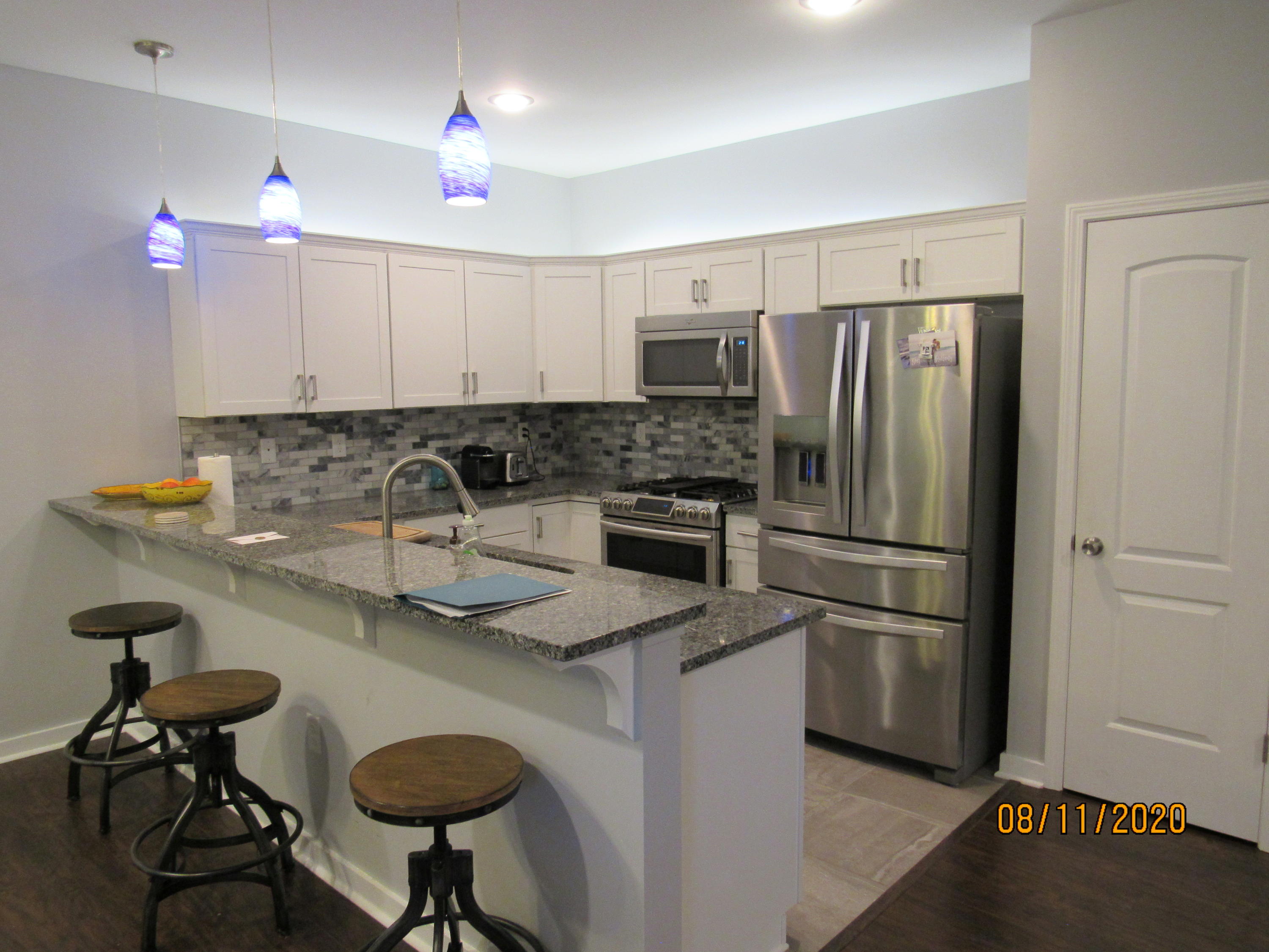 EASTWOOD 6TH ADDN - Residential Lease