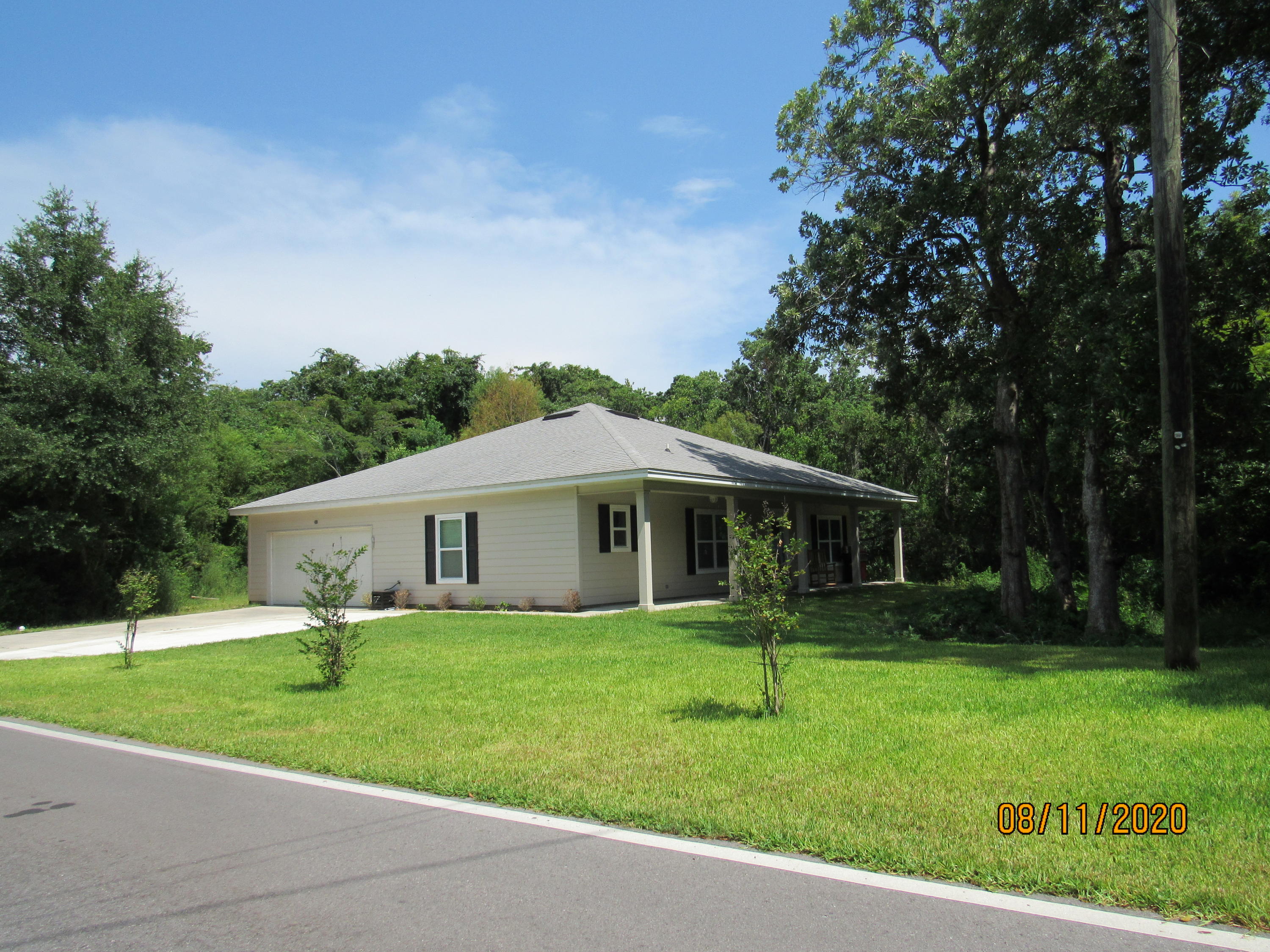 EASTWOOD 6TH ADDN - Residential Lease