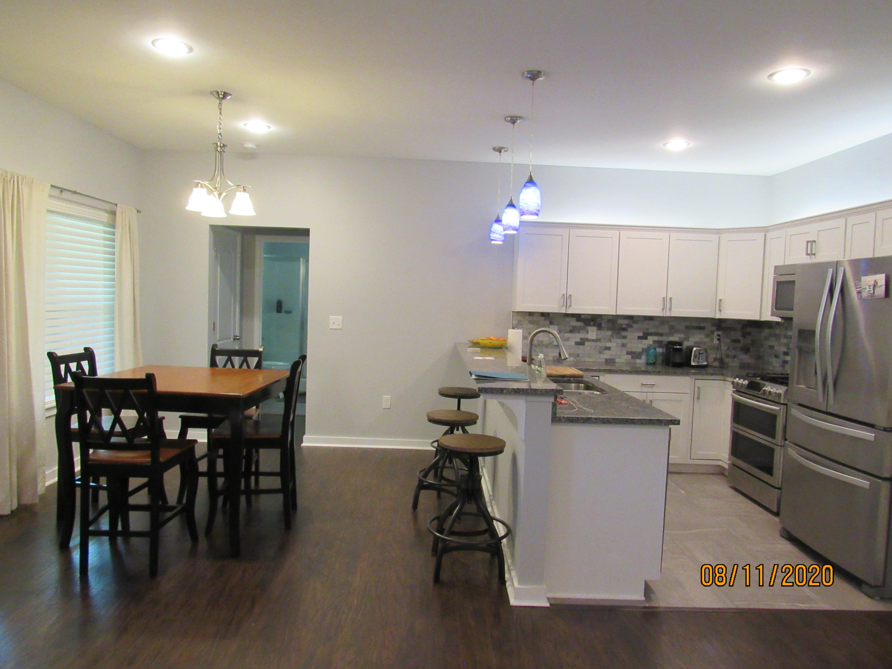 EASTWOOD 6TH ADDN - Residential Lease
