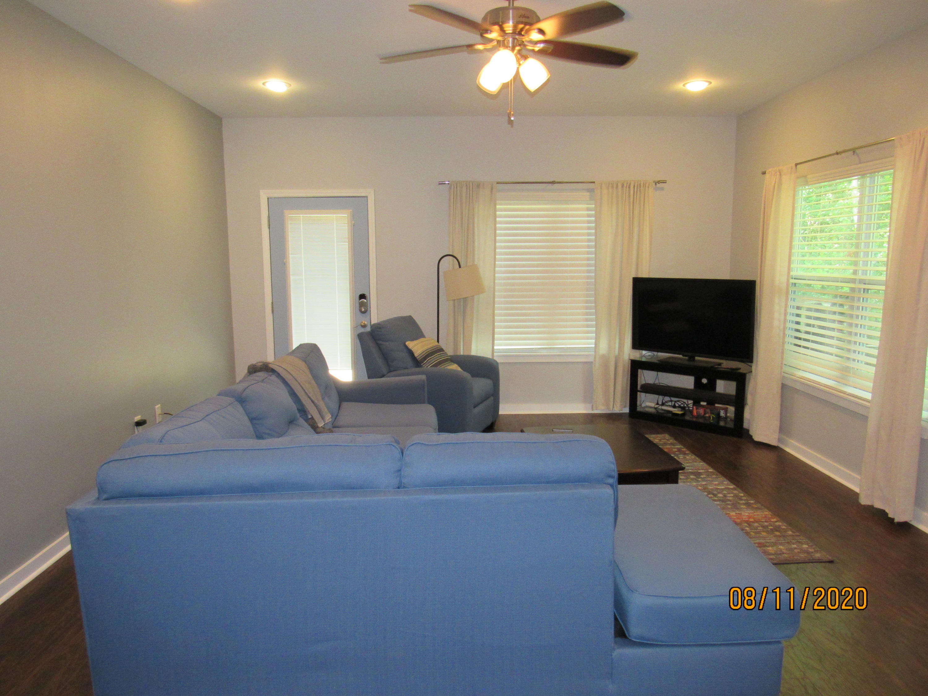 EASTWOOD 6TH ADDN - Residential Lease
