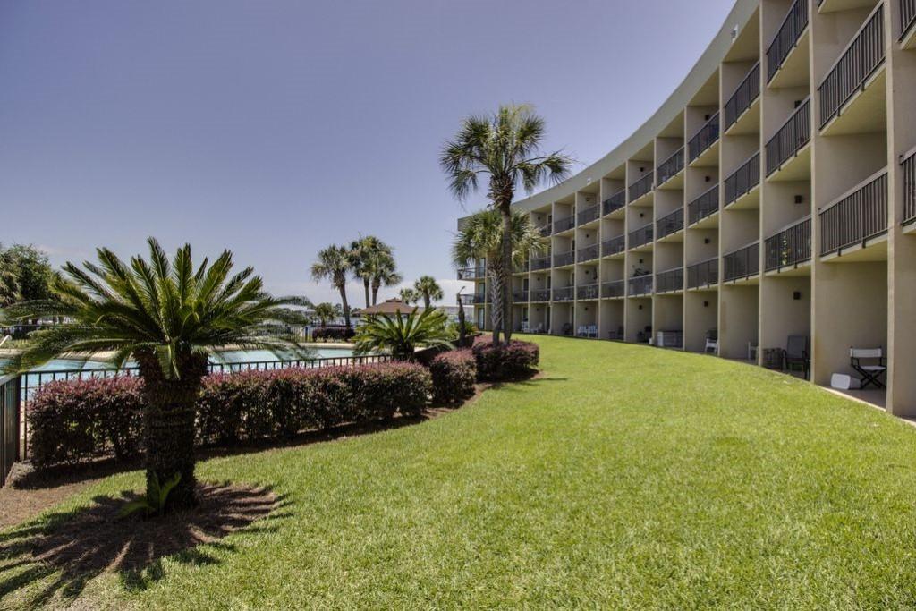 PIRATES BAY PH 1 - Residential