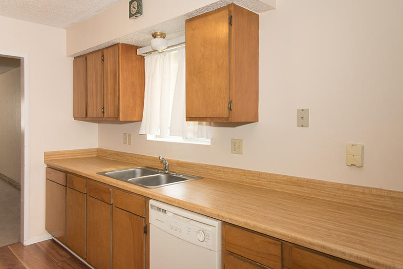 WYNNEHAVEN BEACH ESTATES 1ST ADDN - Residential Lease