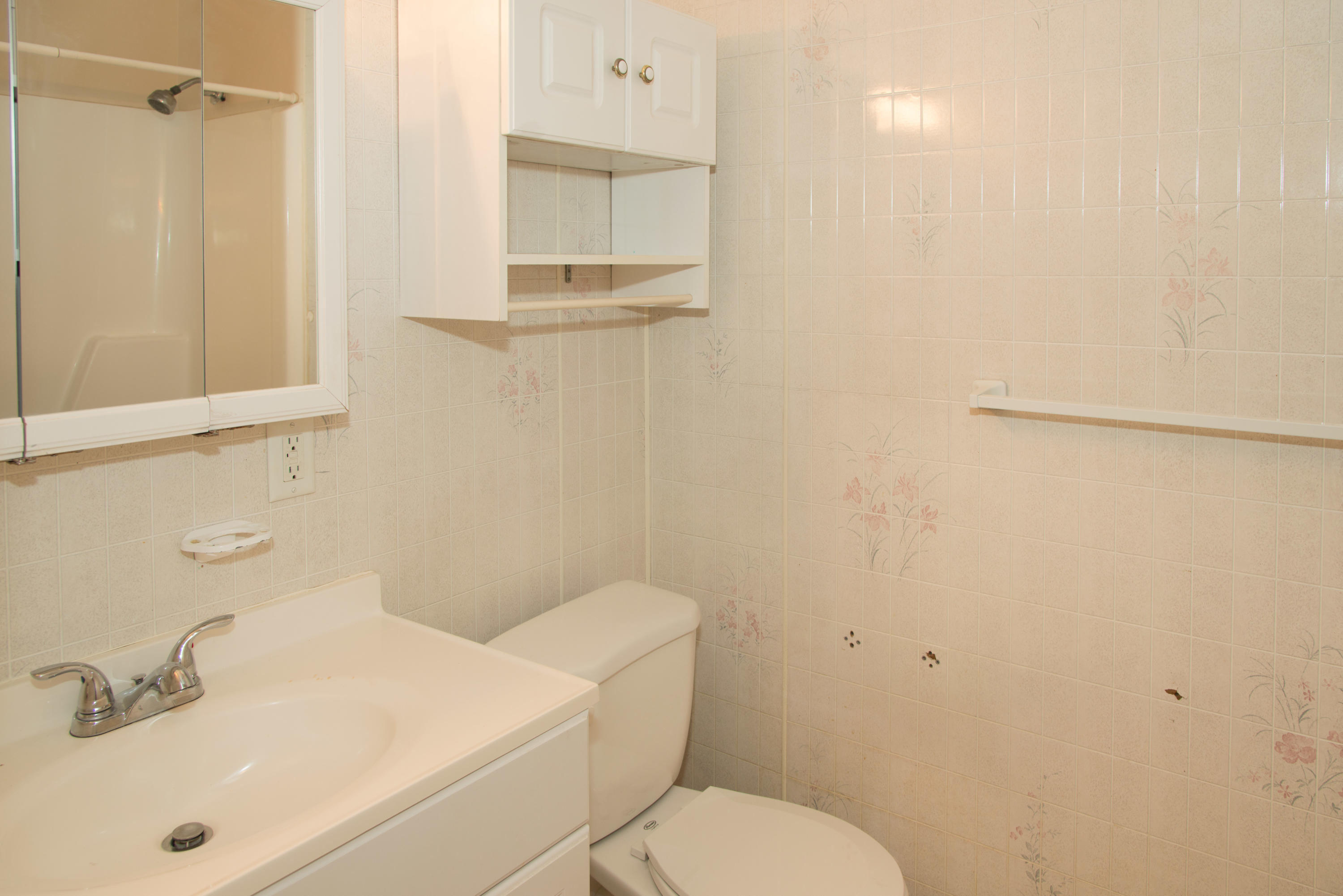 WYNNEHAVEN BEACH ESTATES 1ST ADDN - Residential Lease