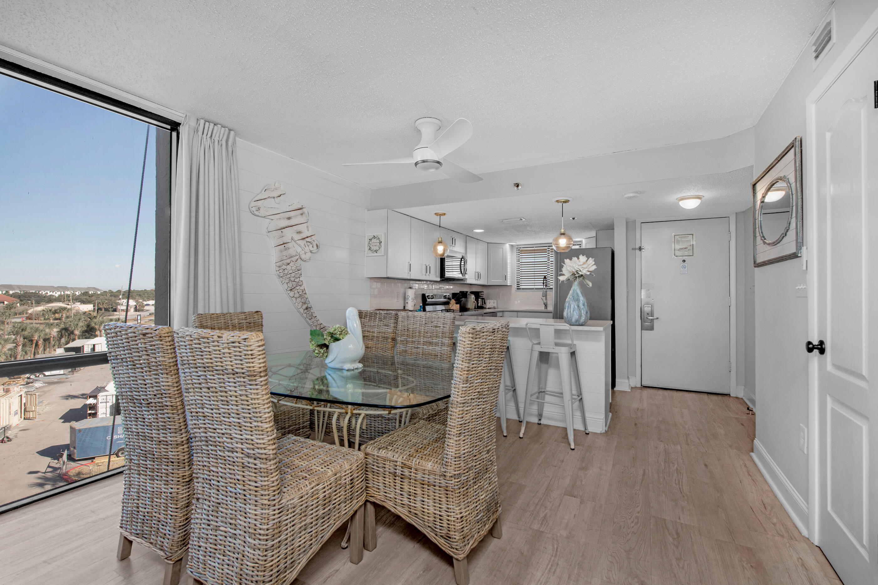 SUNDESTIN INTERNATIONAL CONDO - Residential