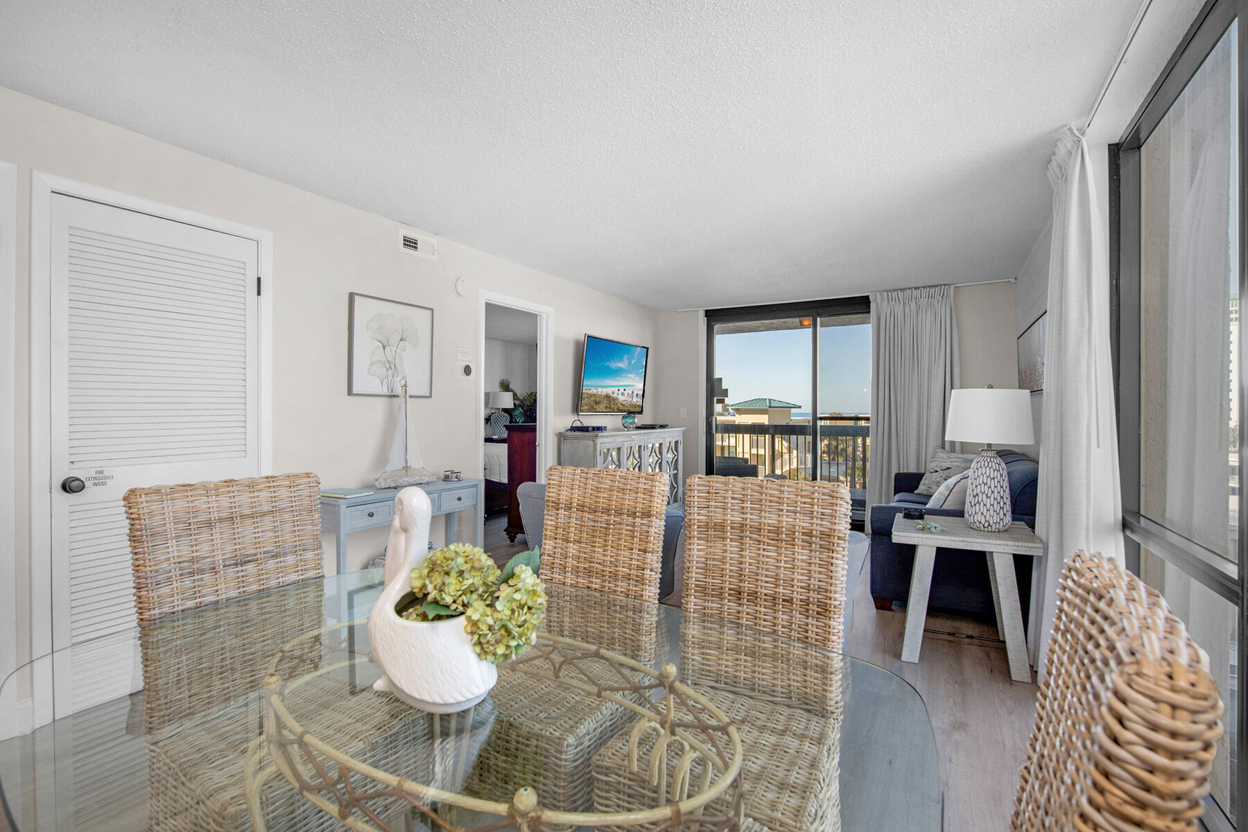 SUNDESTIN INTERNATIONAL CONDO - Residential