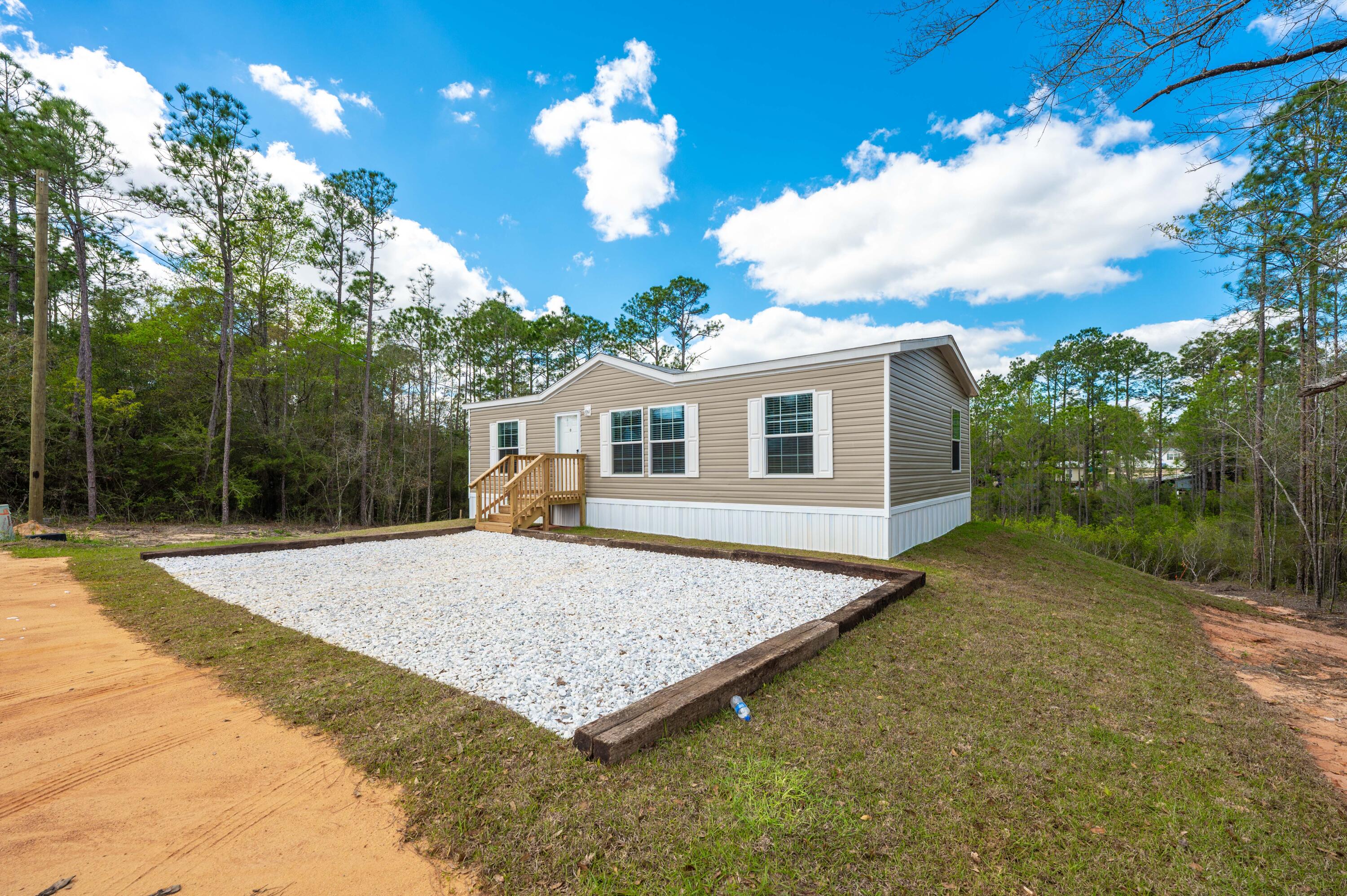 THE PINES - Residential