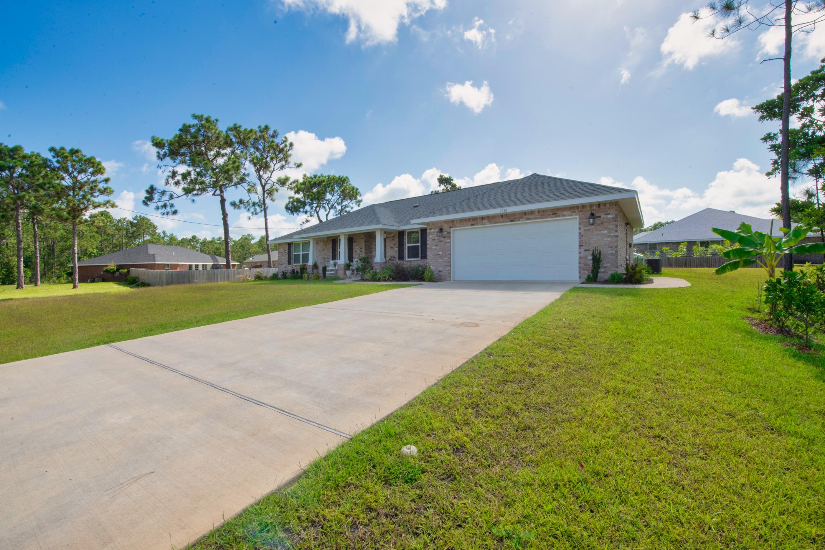 HOLLEY BY THE SEA - Residential