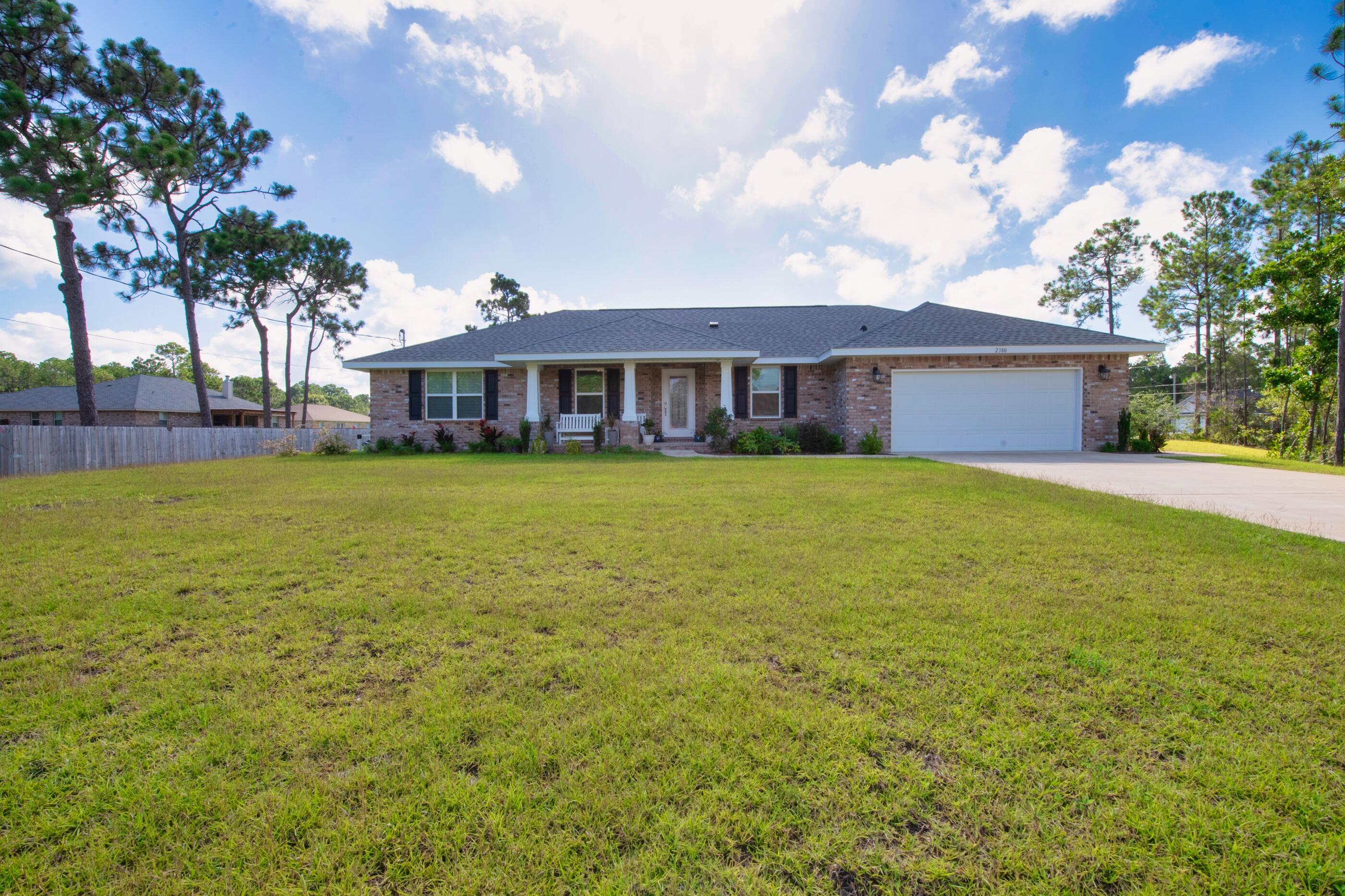 HOLLEY BY THE SEA - Residential