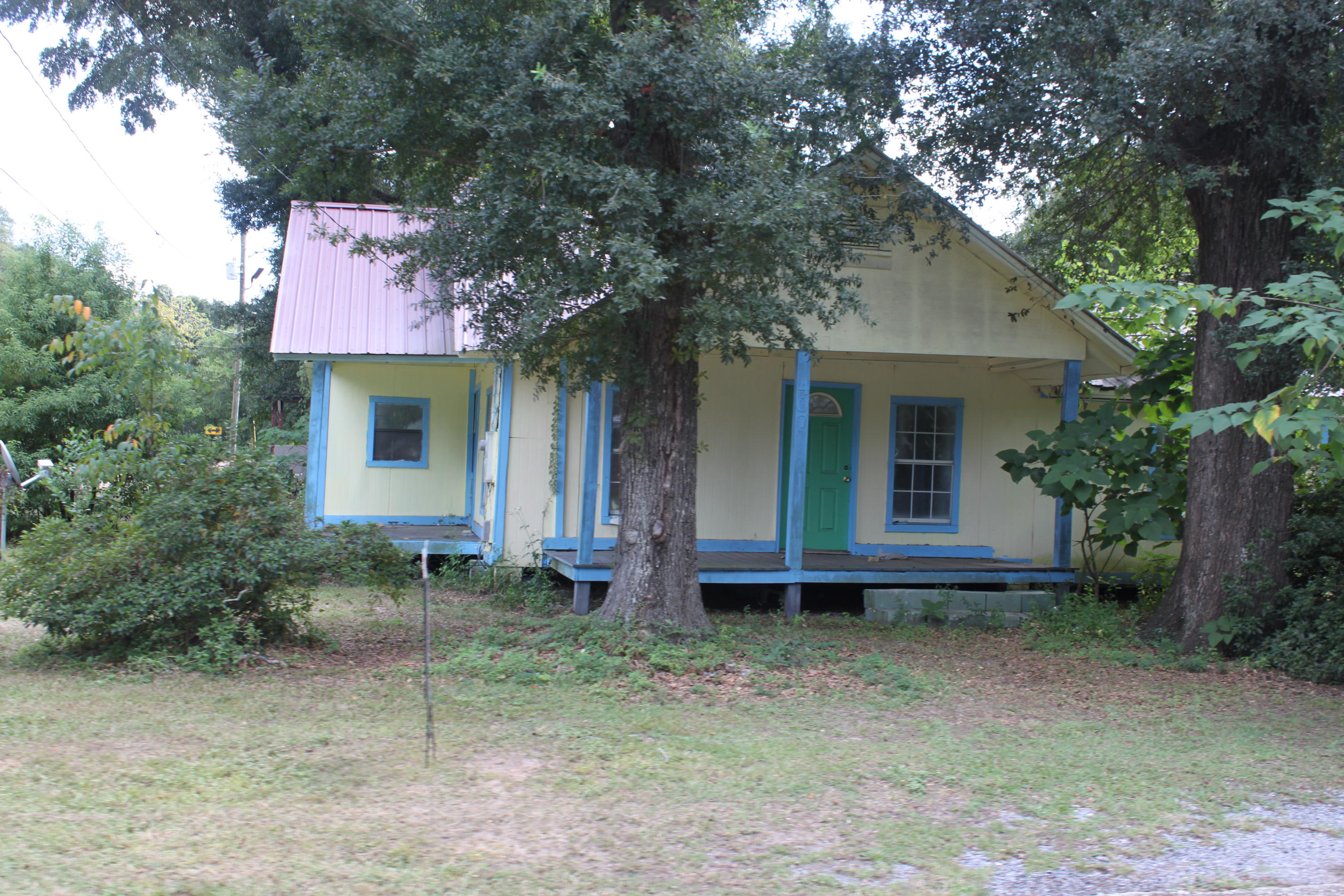 INVESTOR SPECIAL . 5 HOMES AND 2 LOTS Available here -BULK PRICE This home needs a remodel and you'd be set to make major cash. New homes and fully remodeled homes on the block look great for future equity. This home has been partially gutted and will need to be refurbished. The neighbor directly behind just bought for $61,500 a fully remodeled 2 Bed 1 bath half the size of this house! so bring you check books. CASH buyers, this property can not be financed with traditional methods