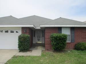 This centrally located home in Fort Walton Beach features 3 bedrooms, 2 baths, and washer/dryer hookups with fully fenced backyard. Call today for your showing! This one will NOT last long!