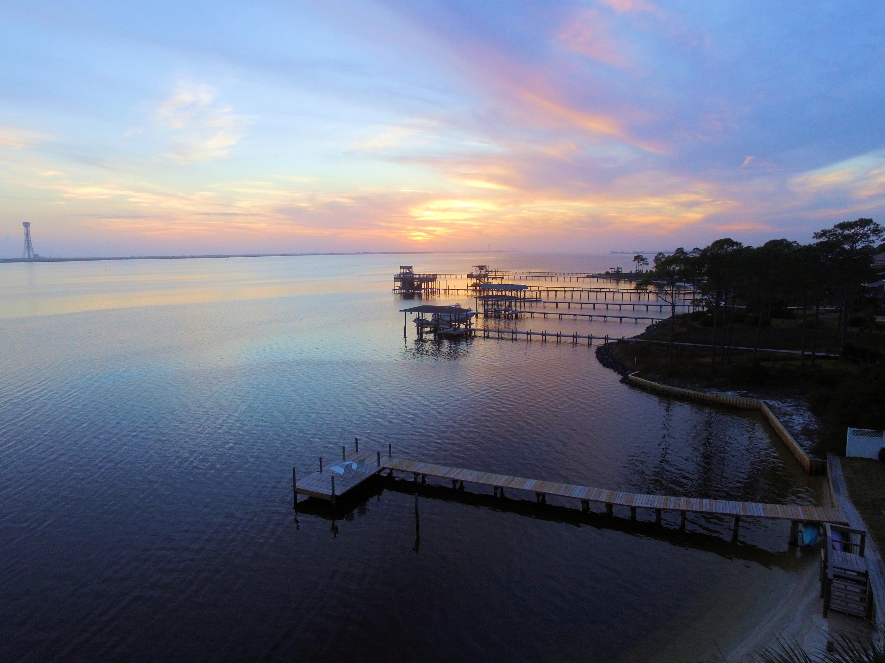 BAY HARBOUR - Land