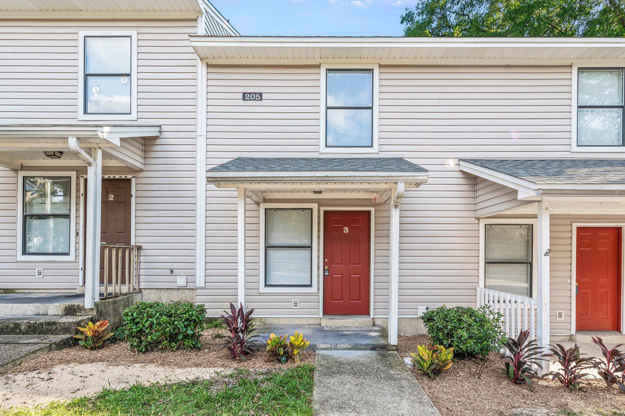 metes and bounds - Residential Lease
