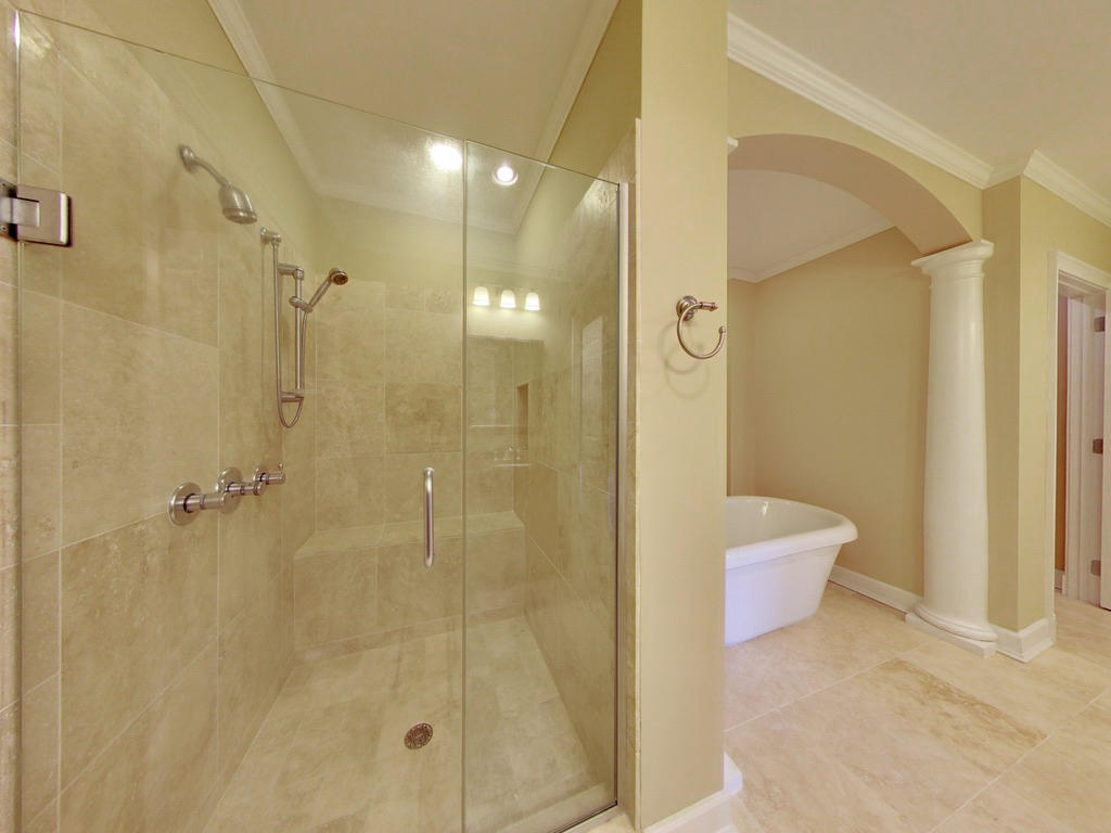 ONE WATER PLACE AT KELLY PLANTATION - Residential