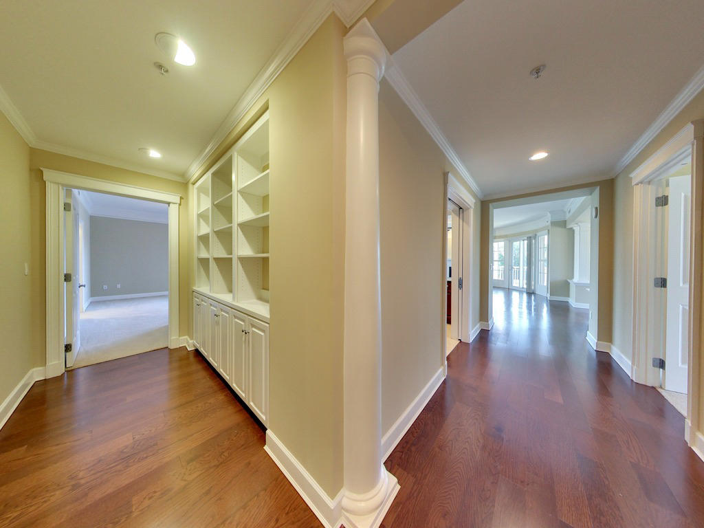 ONE WATER PLACE AT KELLY PLANTATION - Residential