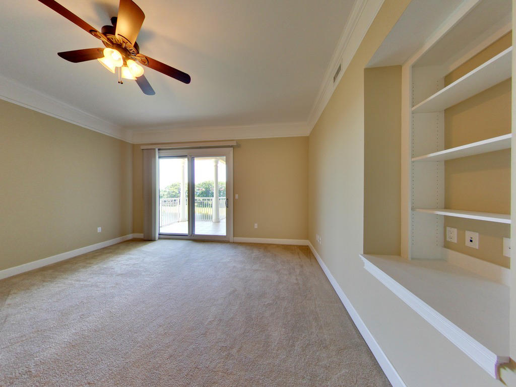 ONE WATER PLACE AT KELLY PLANTATION - Residential