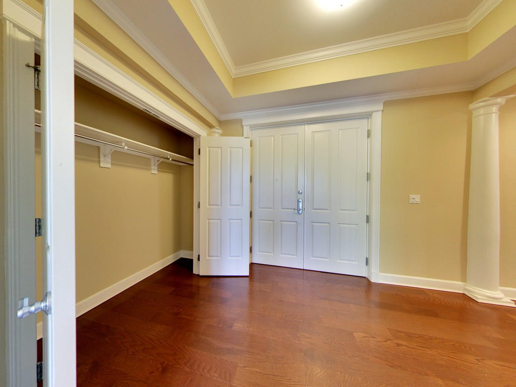 ONE WATER PLACE AT KELLY PLANTATION - Residential