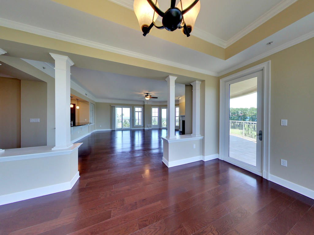ONE WATER PLACE AT KELLY PLANTATION - Residential