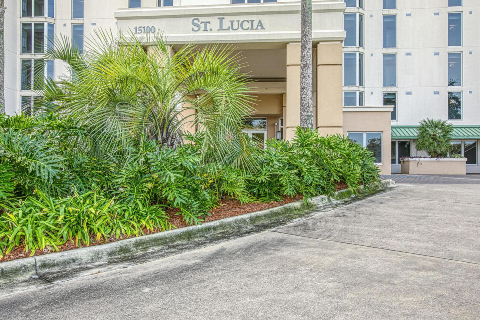 ST. LUCIA AT SILVER SHELLS - Residential