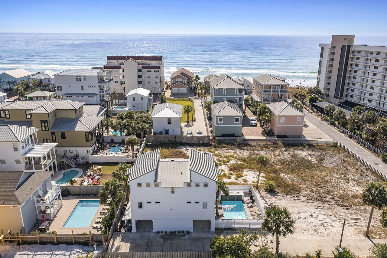 SNOW DRIFT BEACH - Residential