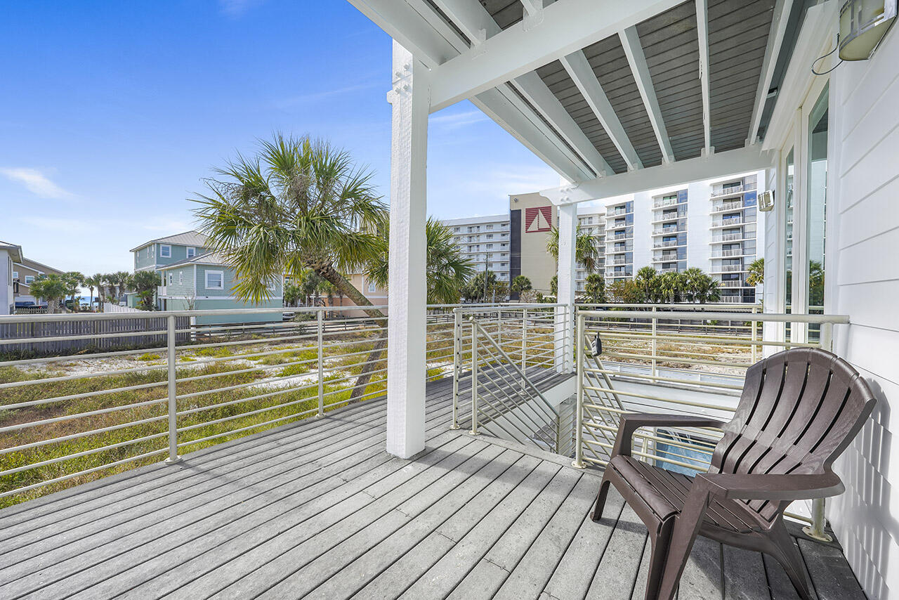 SNOW DRIFT BEACH - Residential